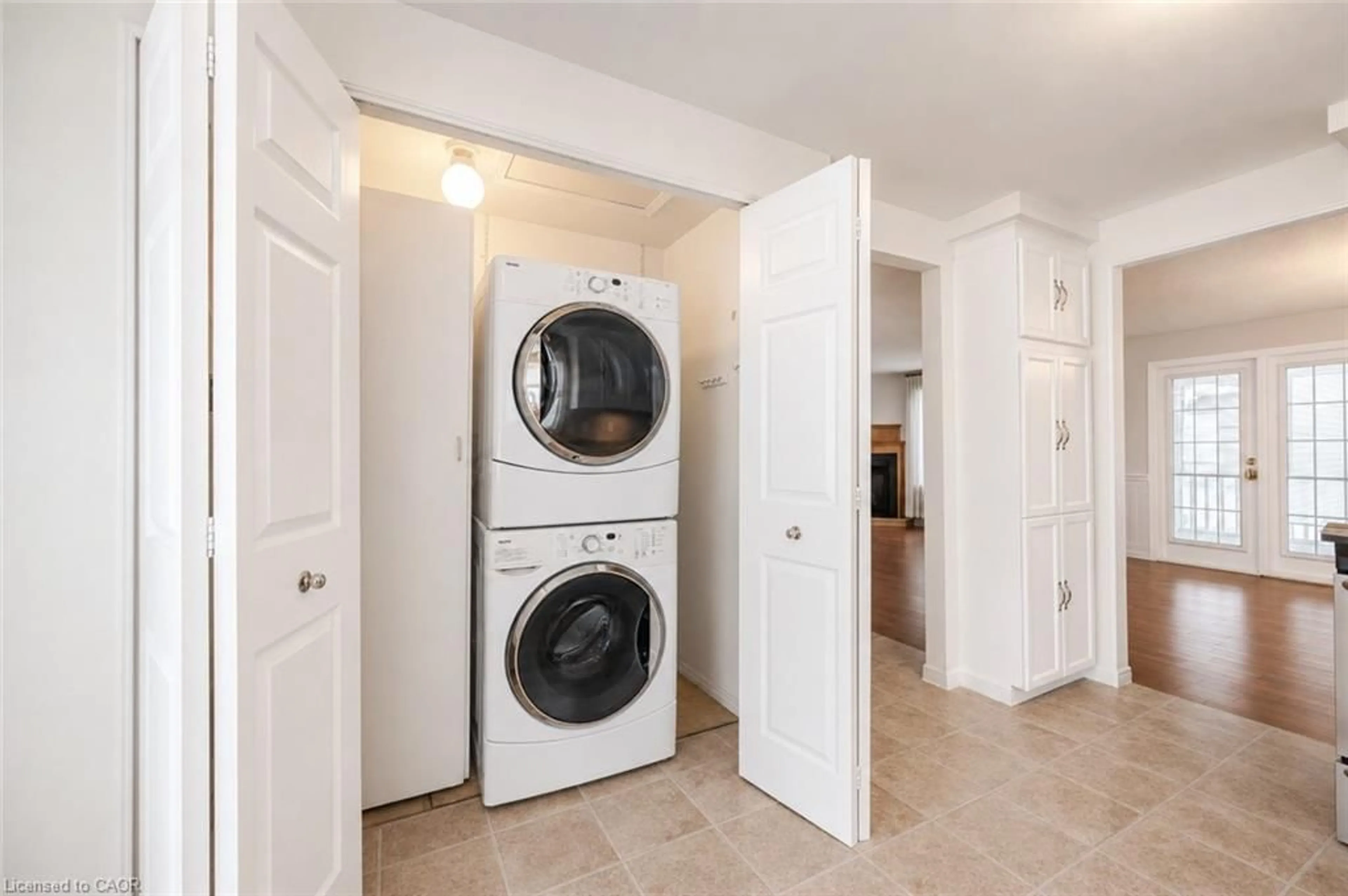 Laundry room for 3 Rolling Brook Lane, New Hamburg Ontario N3A 2G1