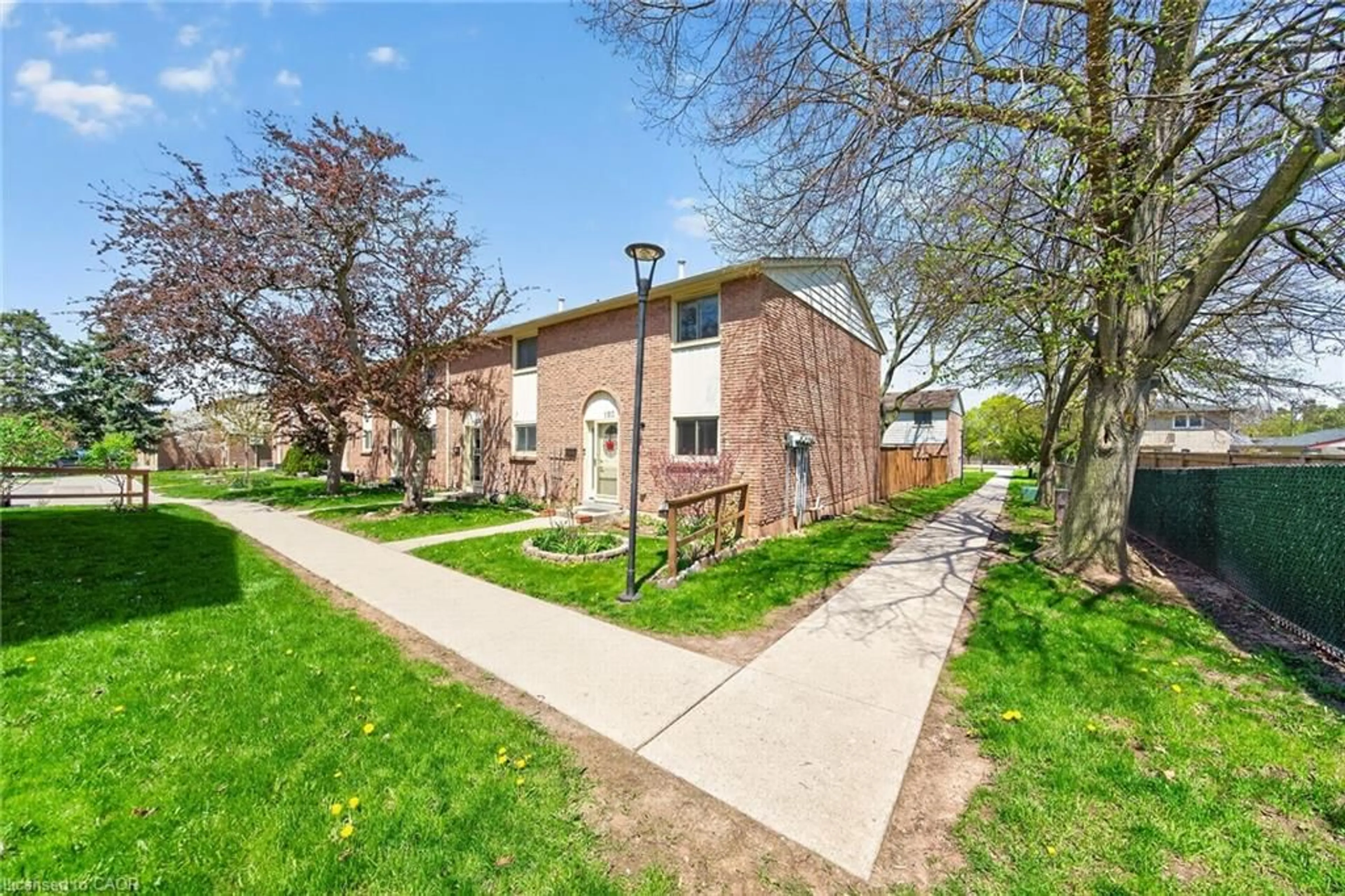 Unknown for 150 Gateshead Cres #123, Hamilton Ontario L8G 4A7