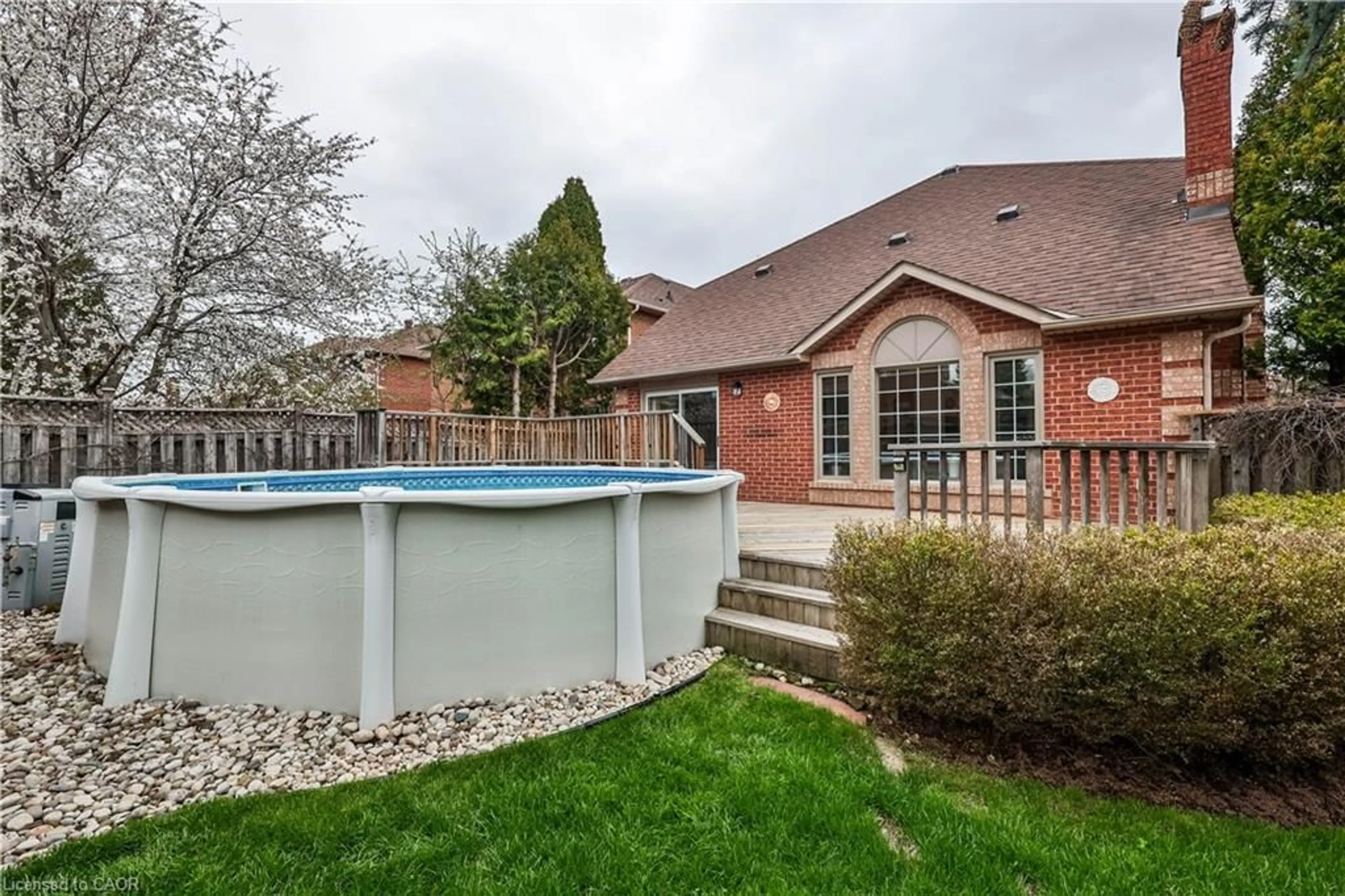 Pool for 2175 Grand Ravine Dr, Oakville Ontario L6H 6B2