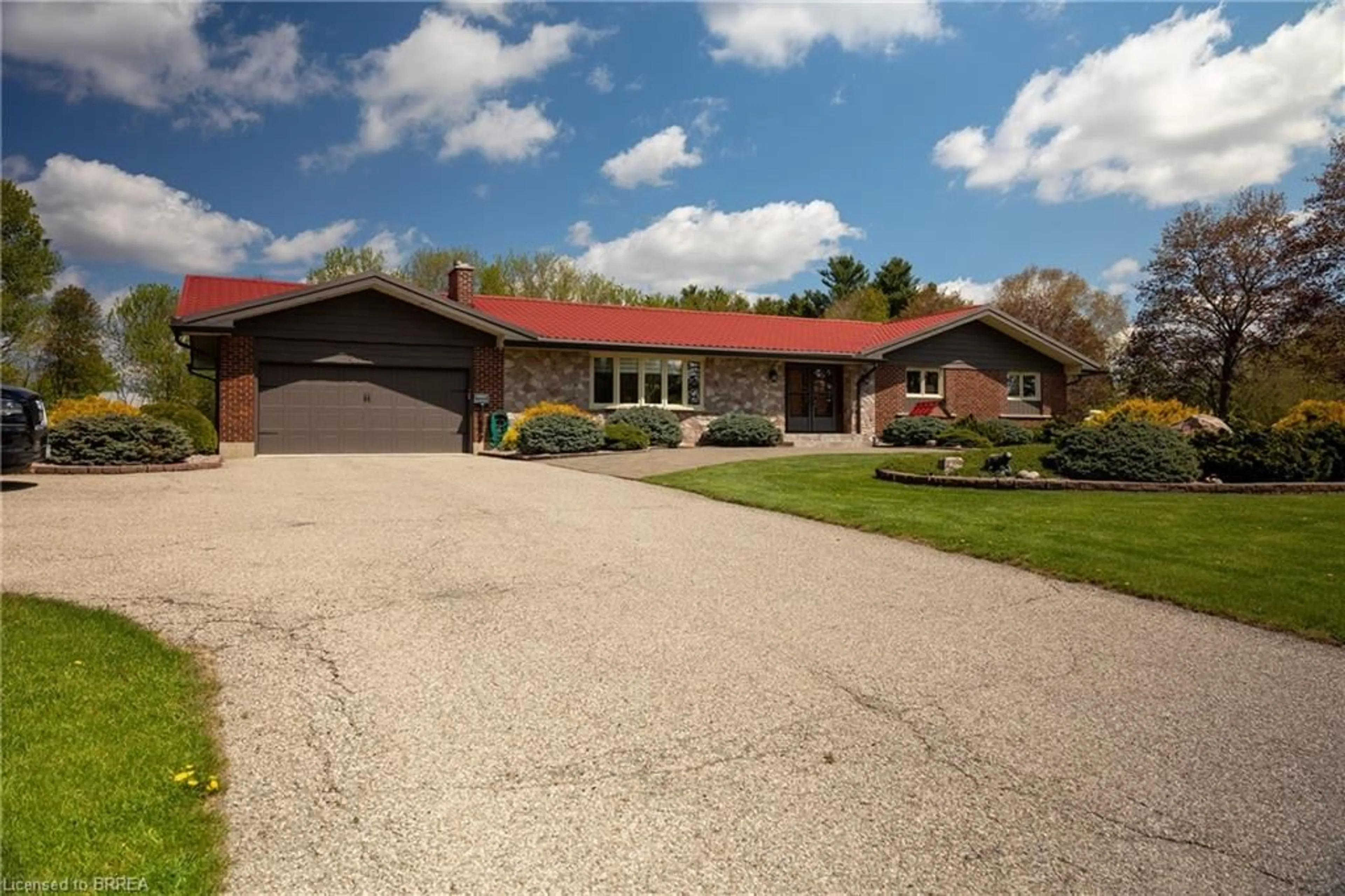 A pic from outside/outdoor area/front of a property/back of a property/a pic from drone, street for 473 German School Rd, Paris Ontario N3L 3E1