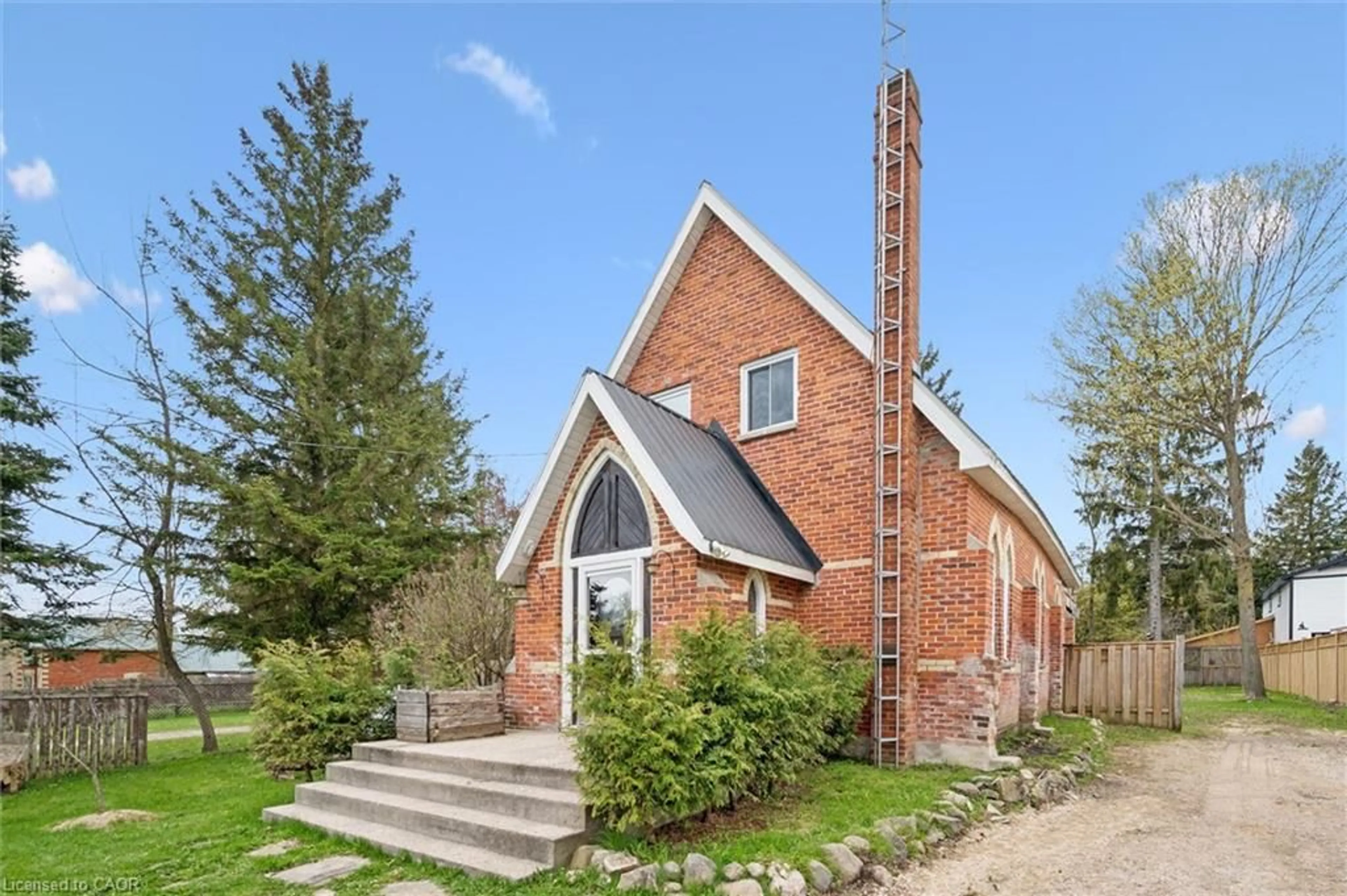 Home with brick exterior material, street for 8946 Wellington Rd 16, Damascus Ontario N0G 2E0