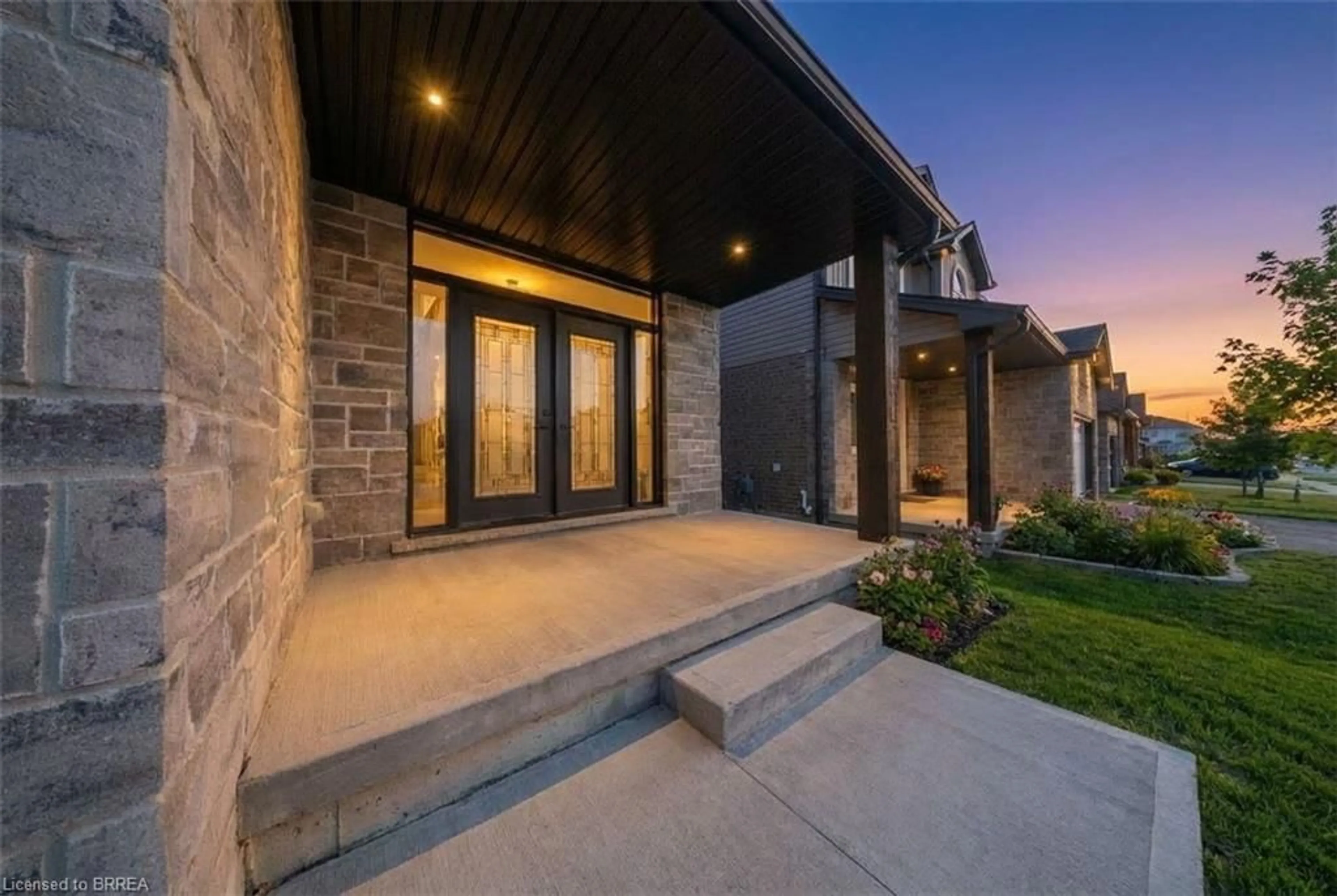 Unknown for 192 Gibbons St, Waterford Ontario N0E 1Y0