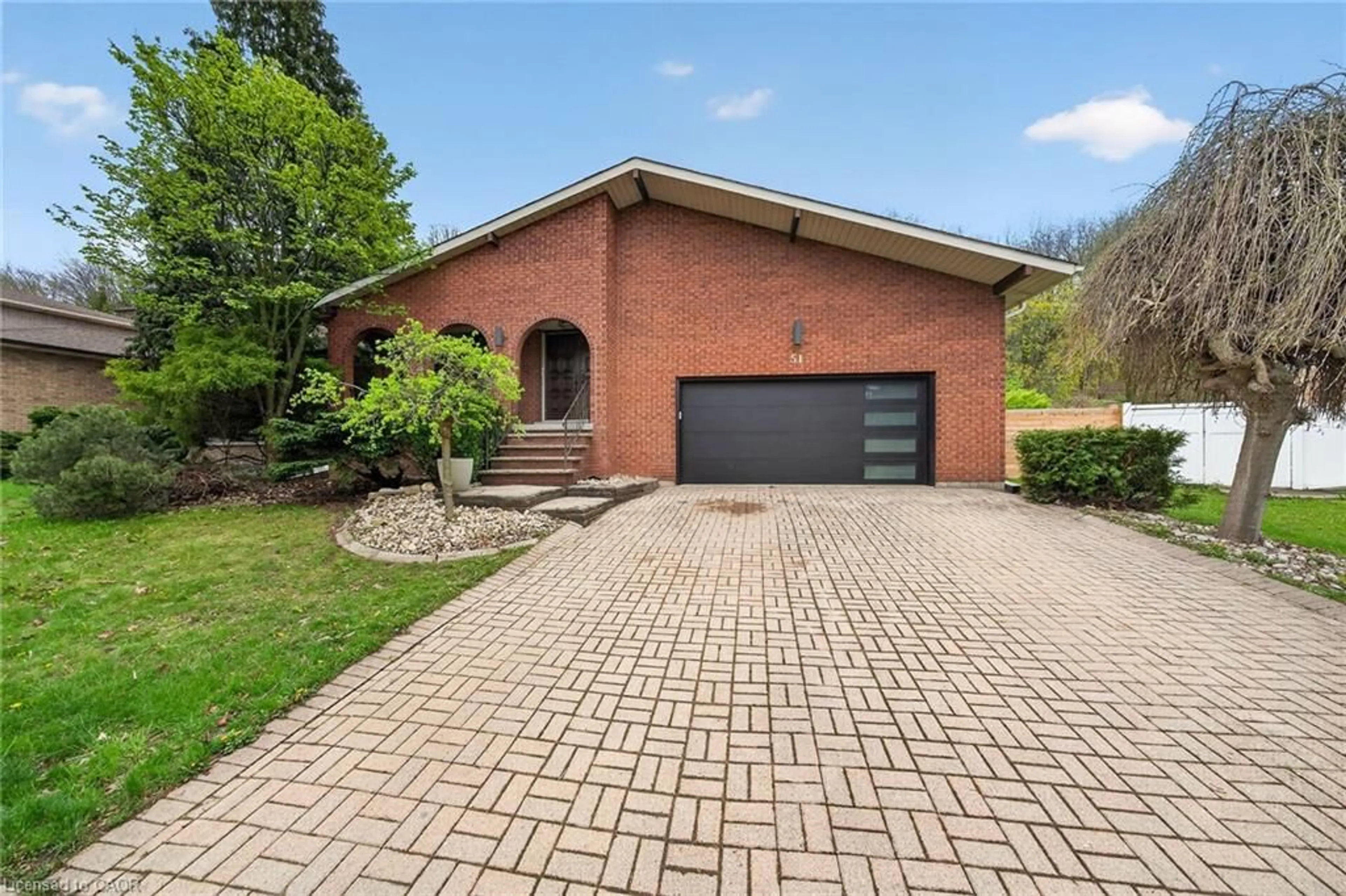 Home with brick exterior material, street for 51 President Dr, Stoney Creek Ontario L8G 4H2
