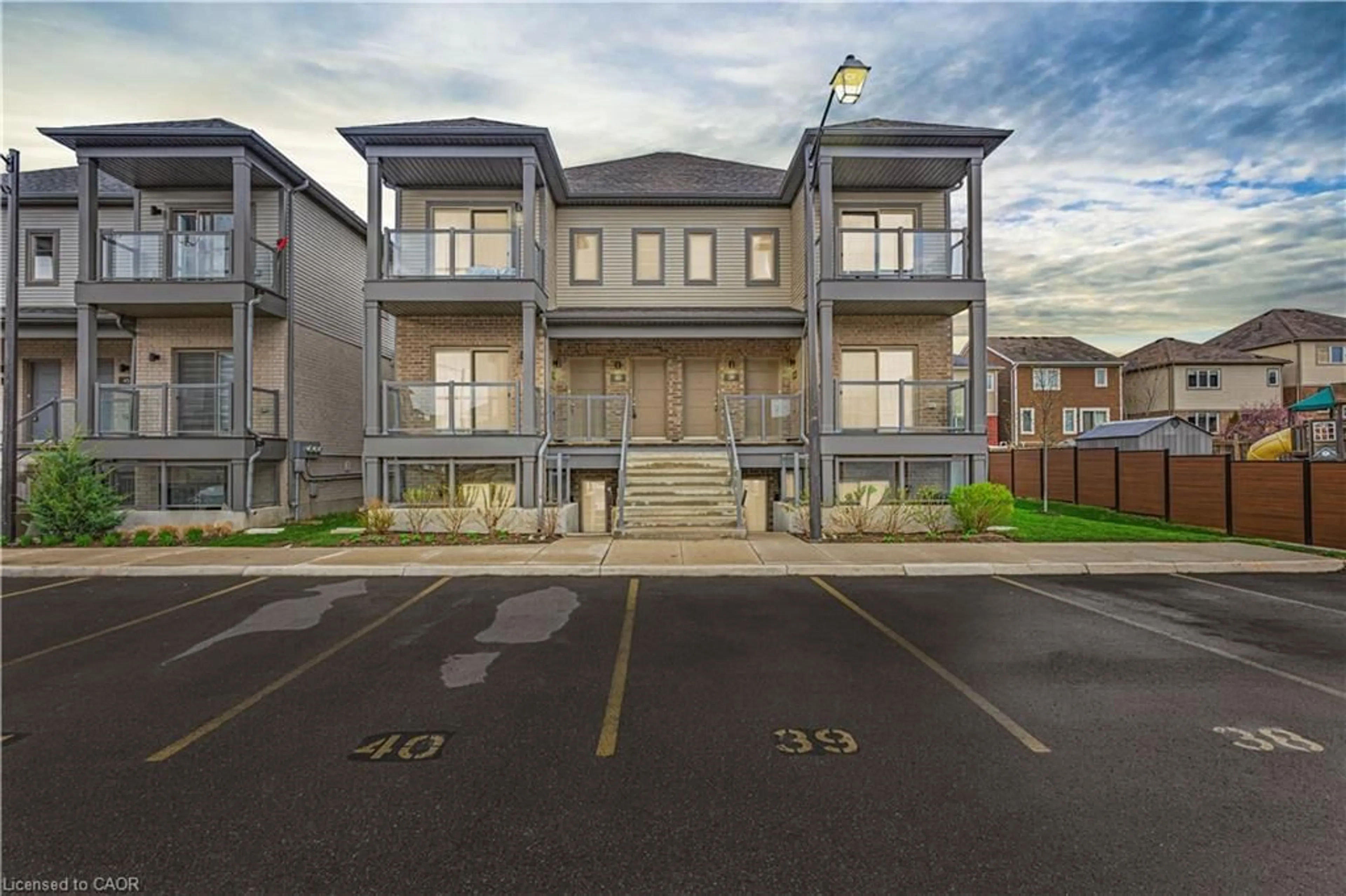 Unknown for 205 West Oak Trail #42, Kitchener Ontario N2R 0R9