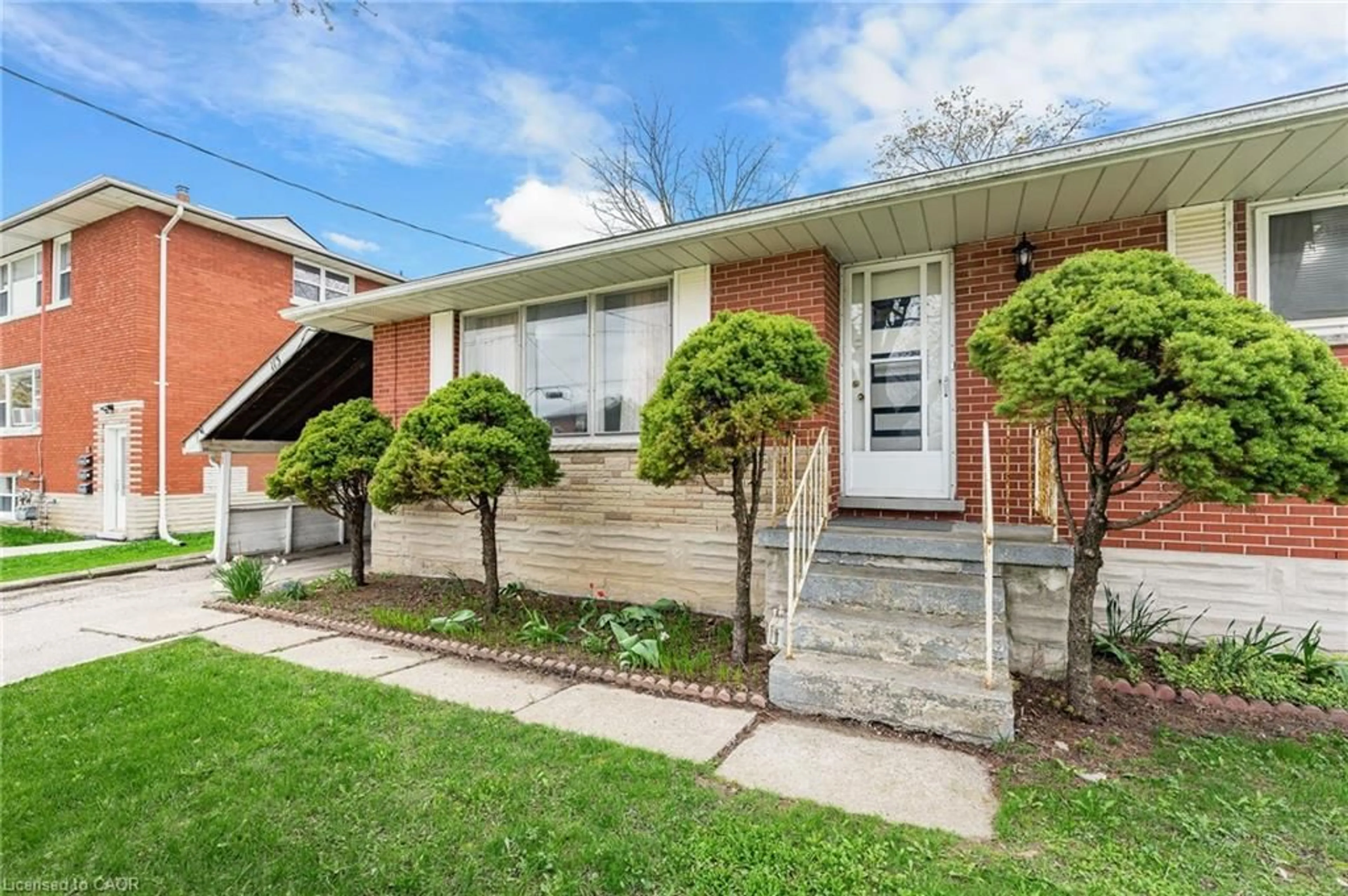 Home with brick exterior material, street for 113 Plymouth Rd, Kitchener Ontario N2G 3G7