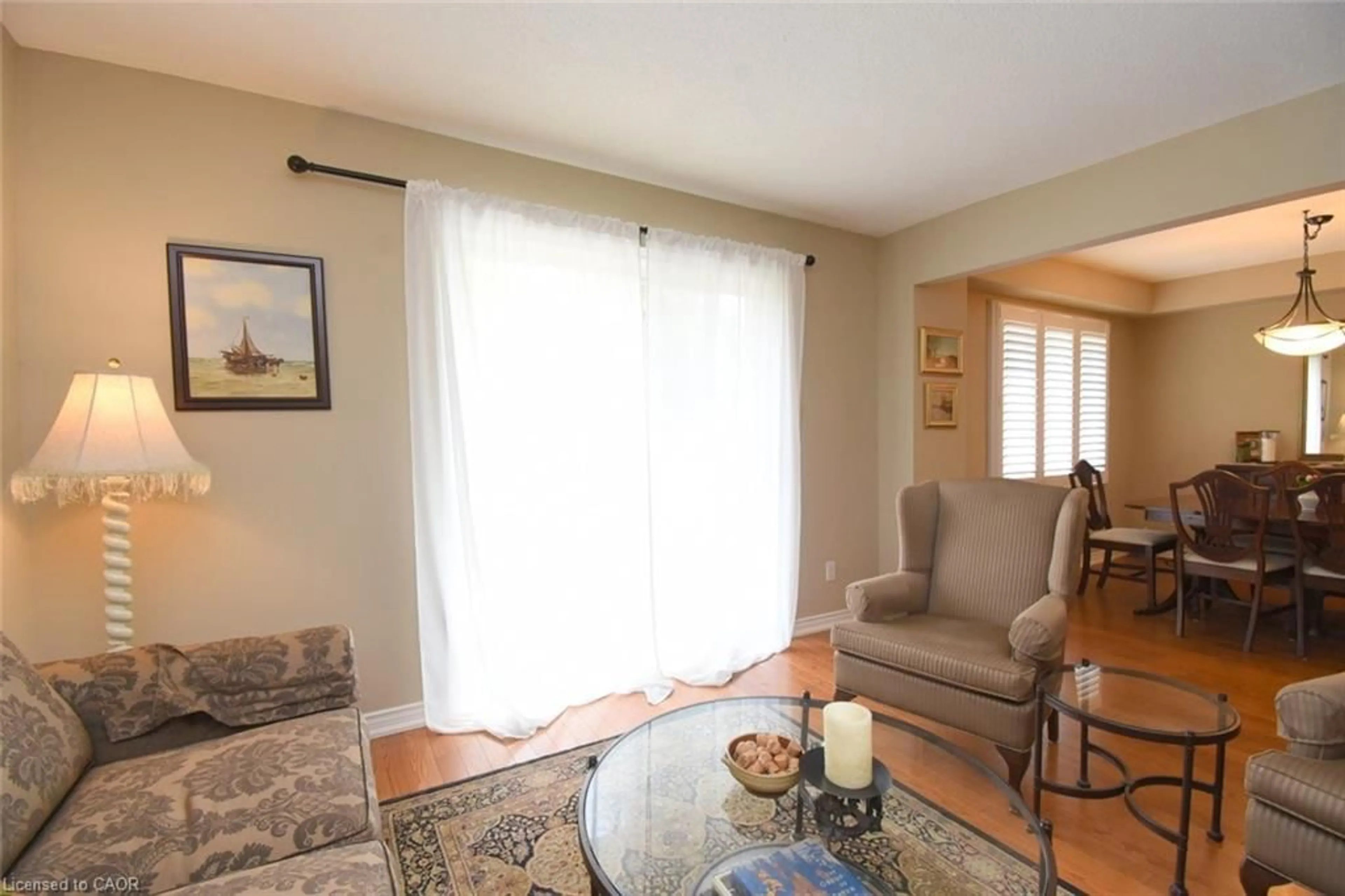 Living room with furniture, unknown for 320 Hamilton Dr #4, Ancaster Ontario L9G 4W6