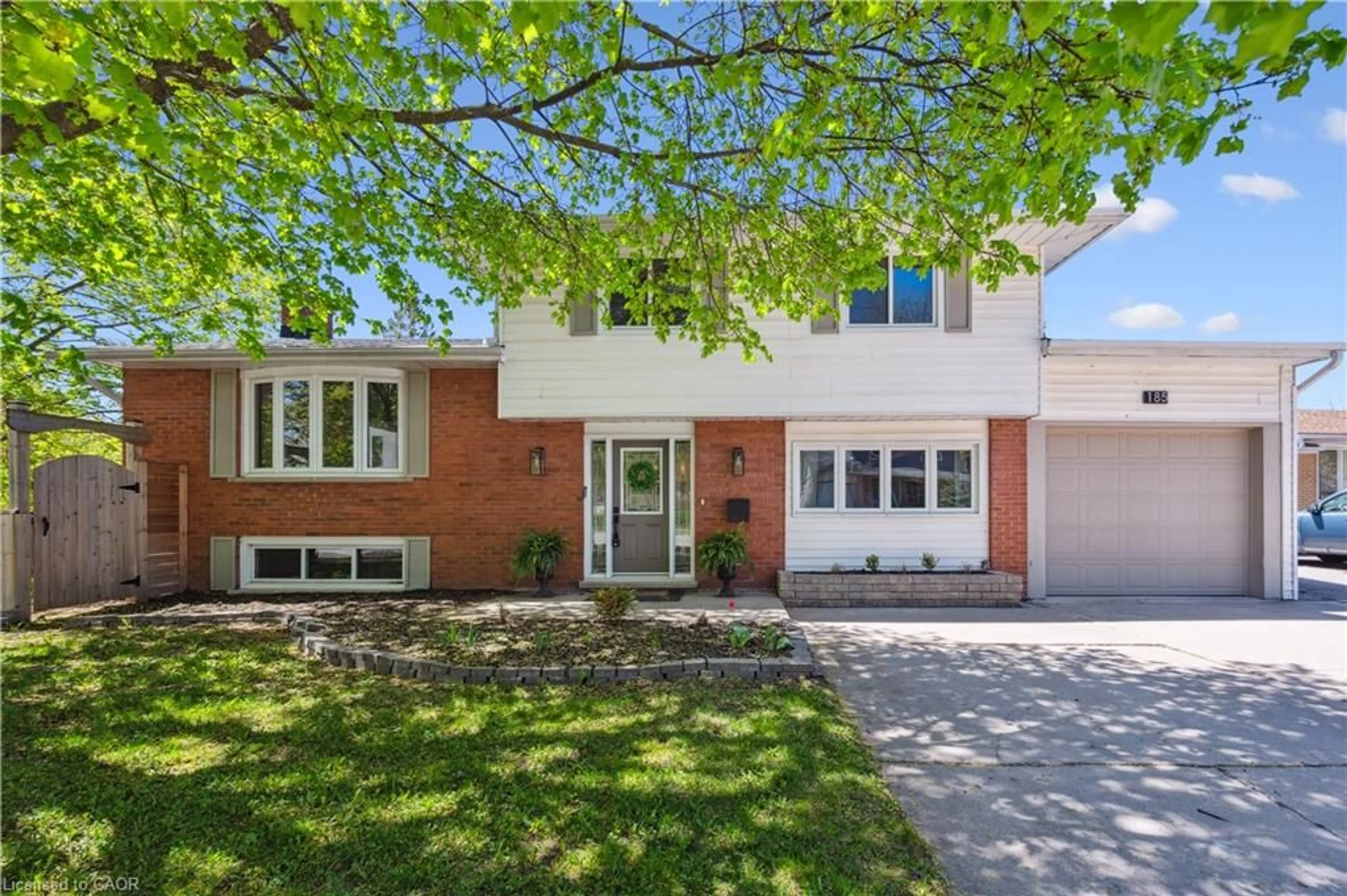 Home with brick exterior material, street for 185 Carter Ave, Waterloo Ontario N2J 3K5