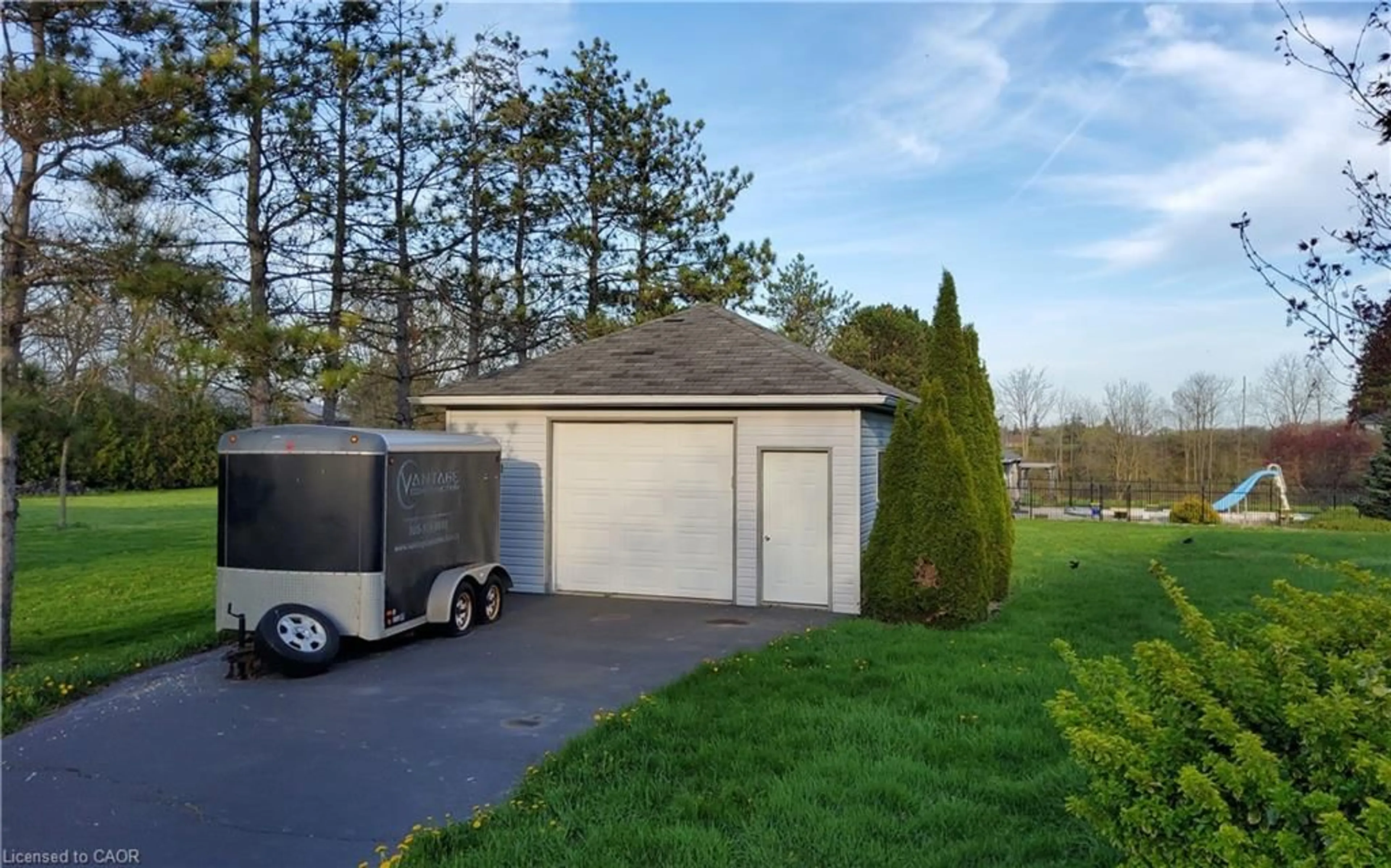 Shed for 26 Brant County Road 22, Caledonia Ontario N3W 2G9