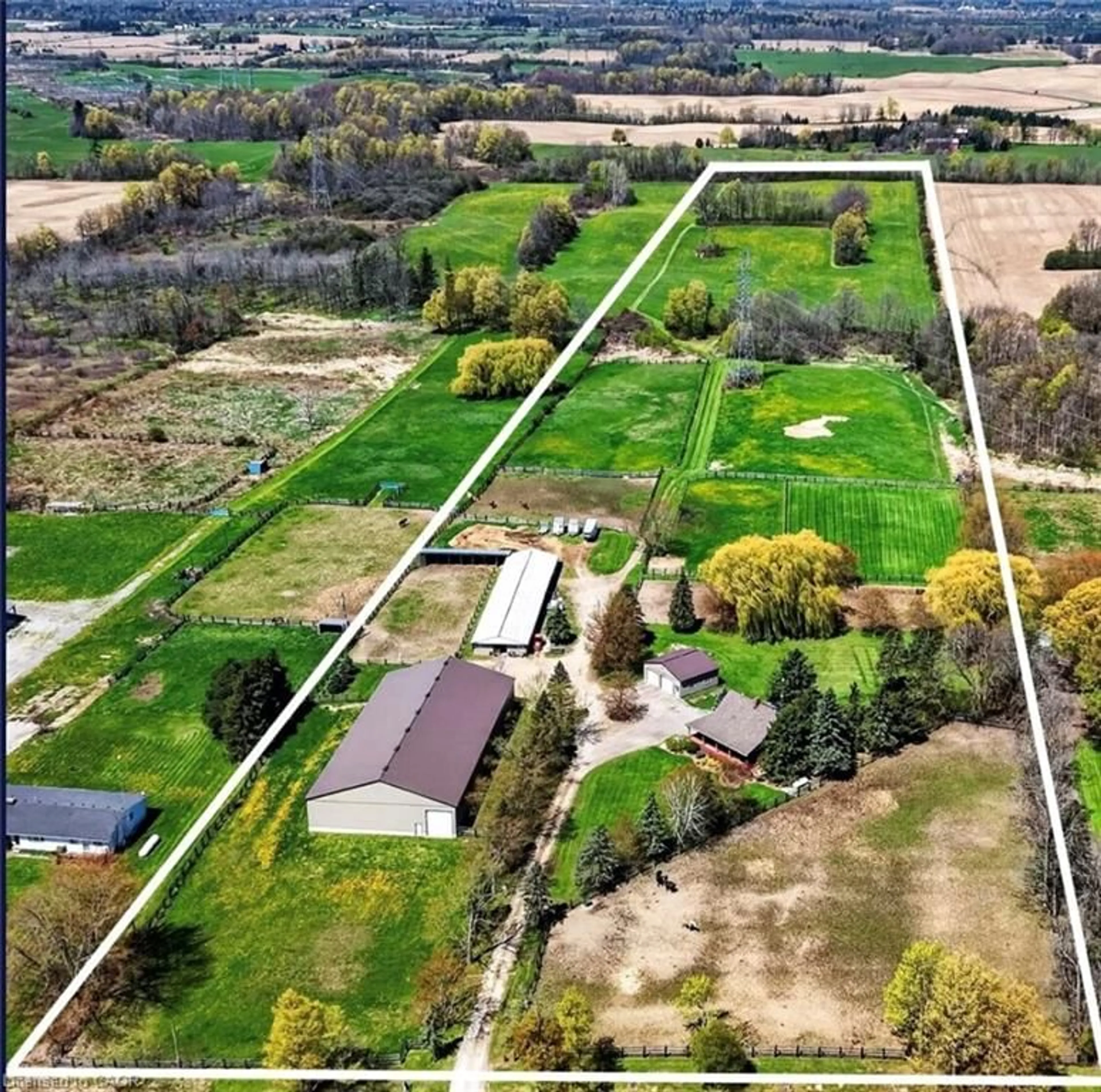 A pic from outside/outdoor area/front of a property/back of a property/a pic from drone, unknown for 311 Brant County Road 22, Onondaga Ontario L9G 3L1