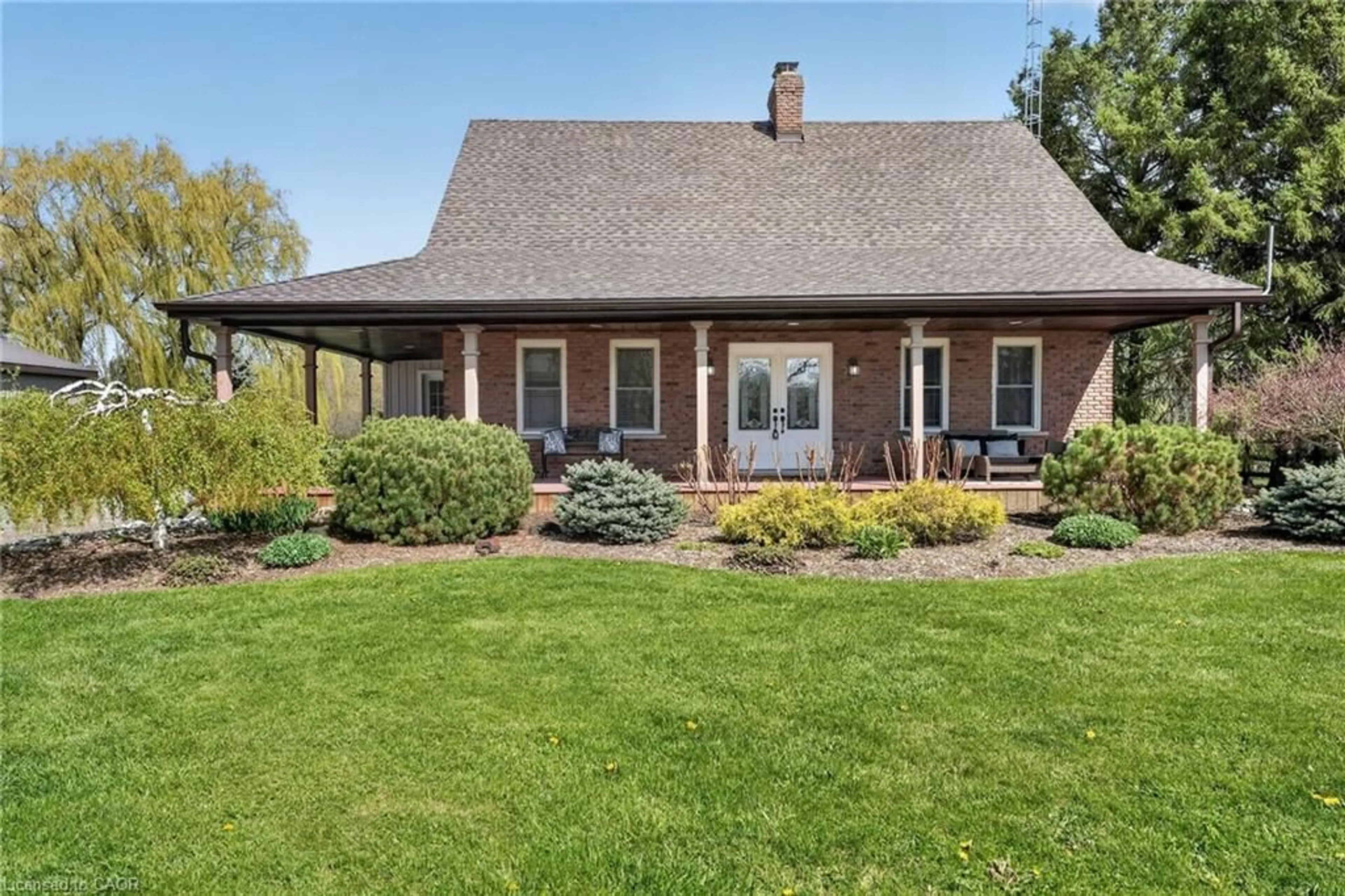 Home with brick exterior material, street for 311 Brant County Road 22, Onondaga Ontario L9G 3L1