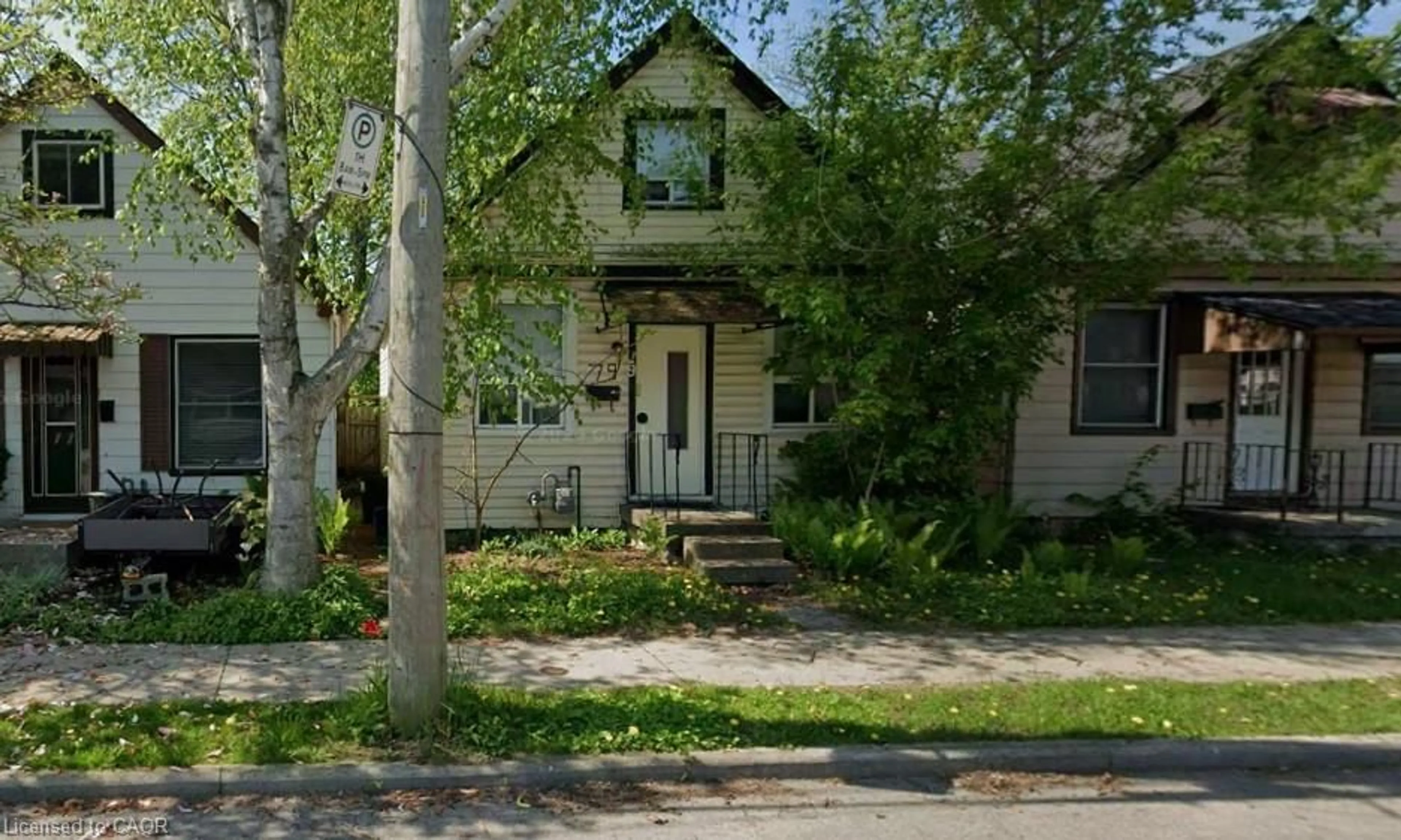 Home with brick exterior material, street for 79 Royal Ave, Hamilton Ontario L8S 2C6