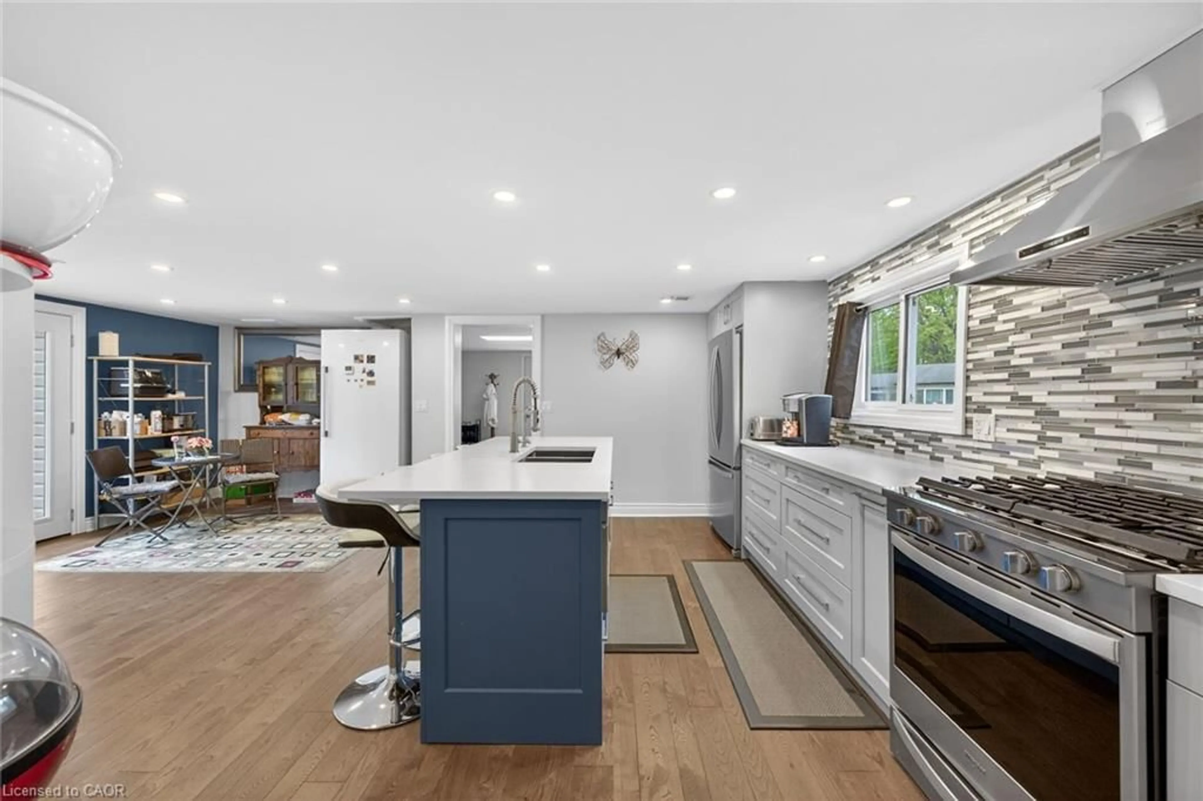Open concept kitchen, ceramic/tile floor for 13 Bill's Corners Rd, Simcoe Ontario N3Y 4K5