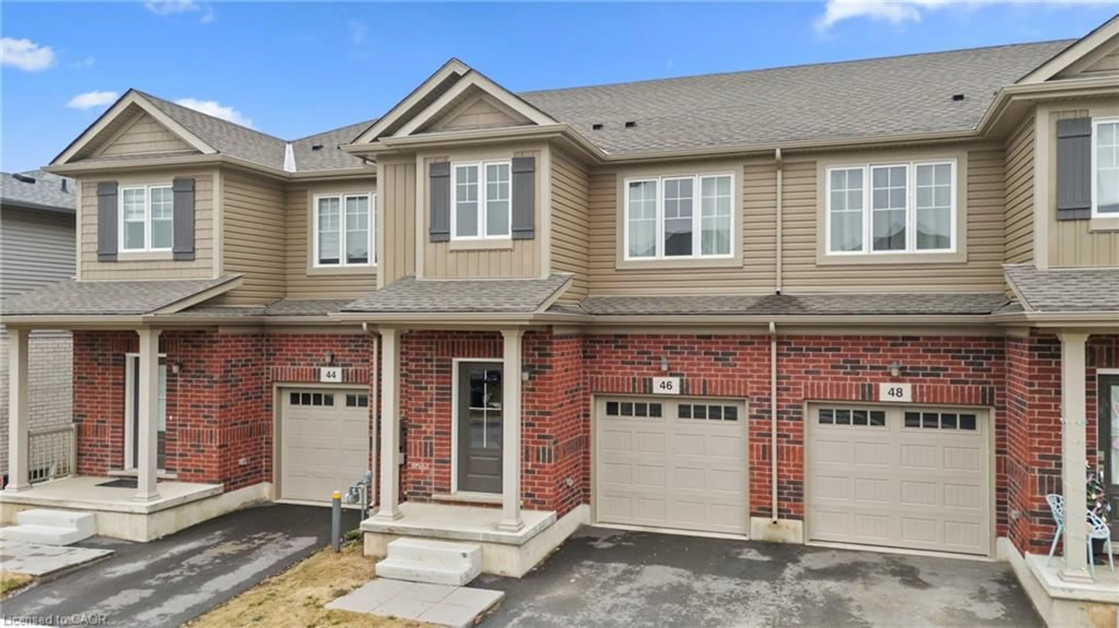 Home with brick exterior material, street for 46 Samuel Ave, Fonthill Ontario L2B 5N5
