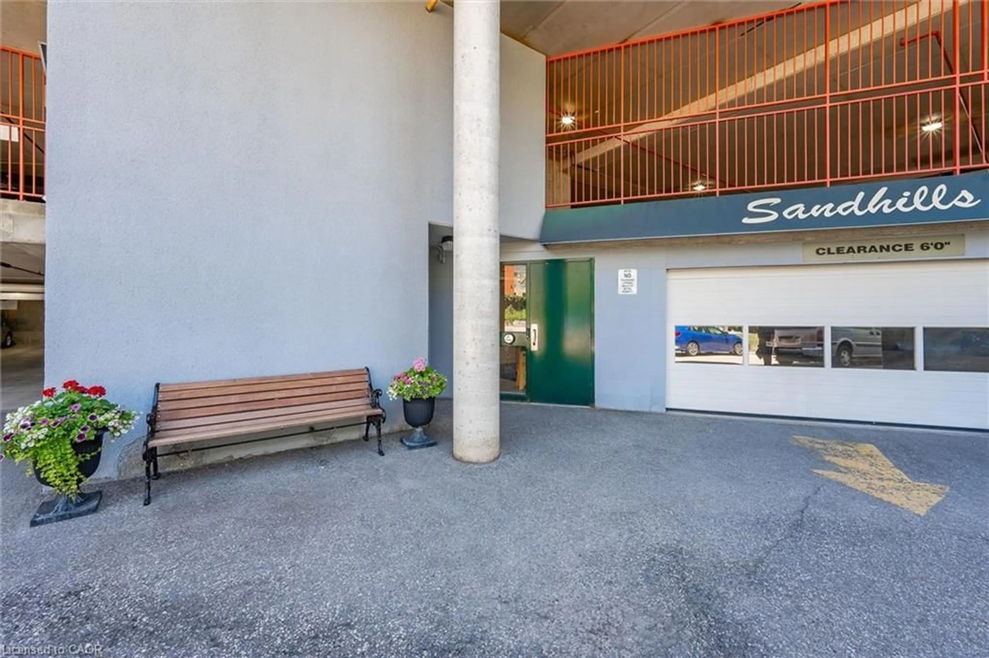 Indoor foyer for 20 St George St #311, Kitchener Ontario N2G 2S7