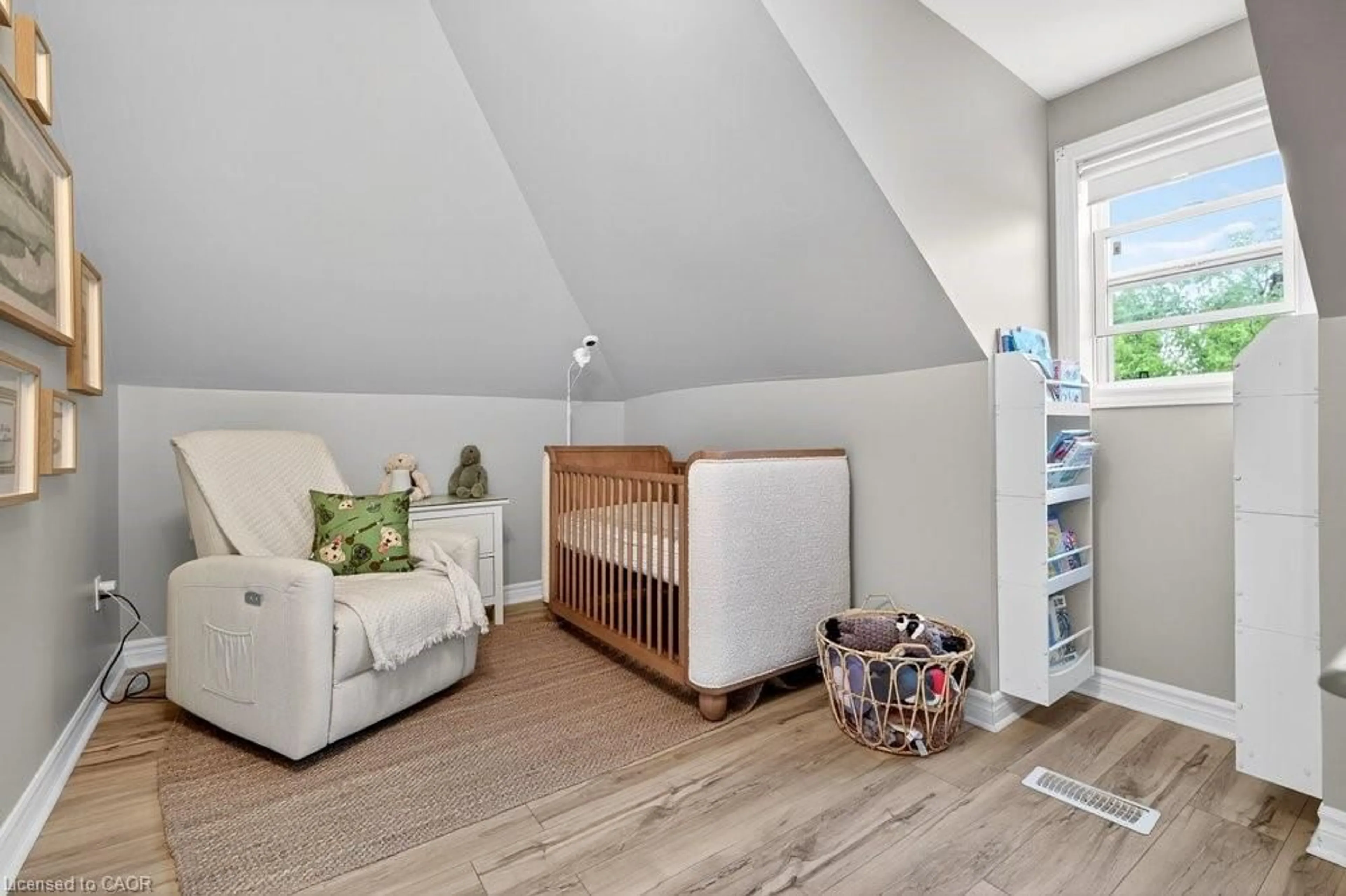 A pic of a room for 405 John St, Dunnville Ontario N1A 2R1