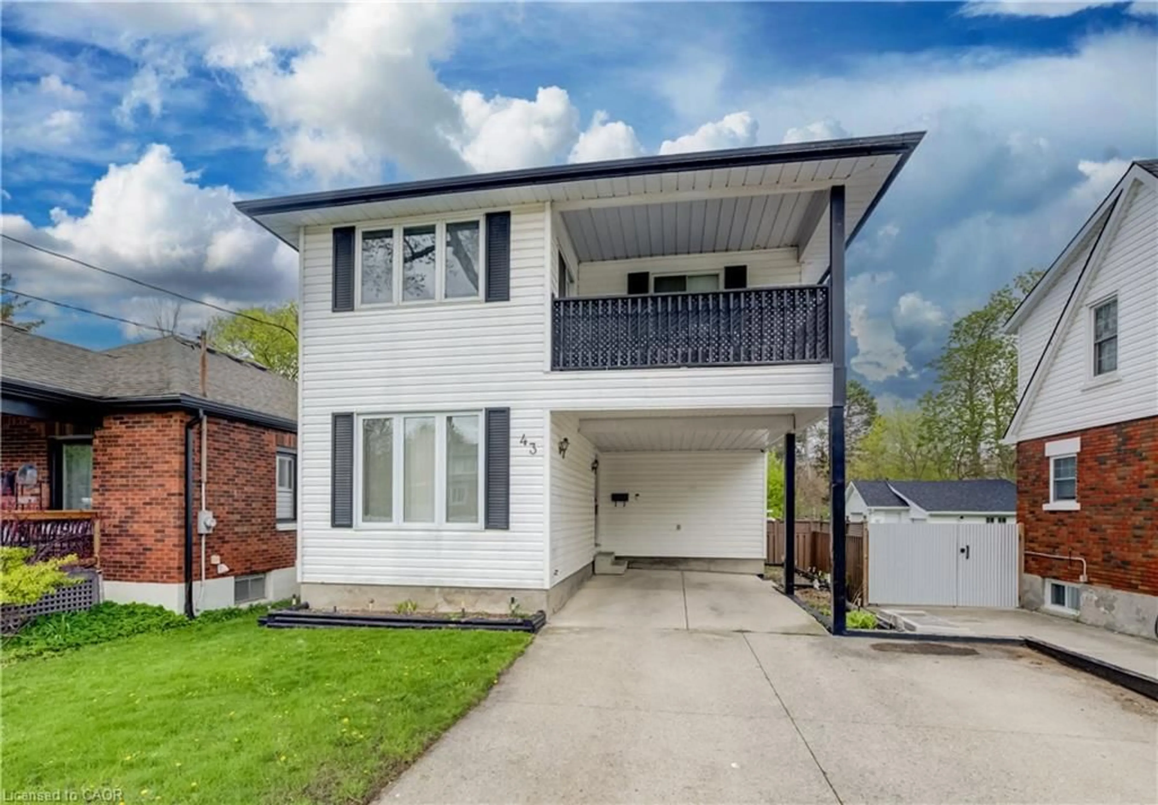 Home with brick exterior material, street for 43 Middleton St, Cambridge Ontario N1S 2R2