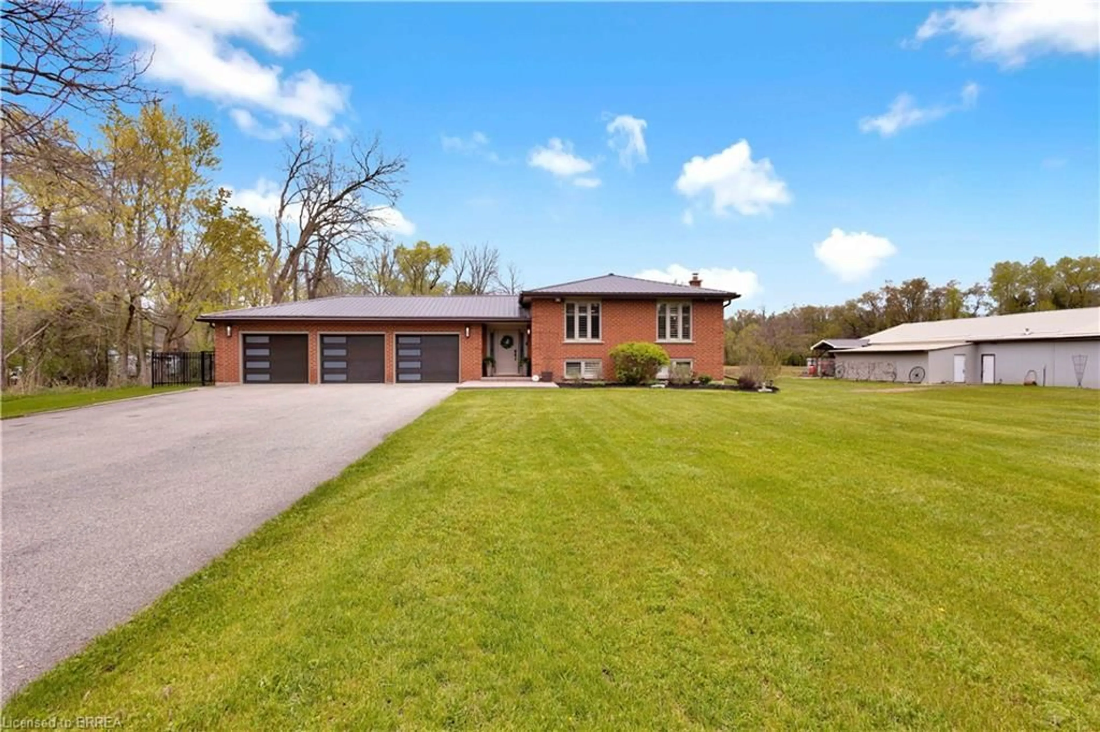 A pic from outside/outdoor area/front of a property/back of a property/a pic from drone, unknown for 183 Mcgill Rd, Mount Pleasant Ontario N0E 1K0