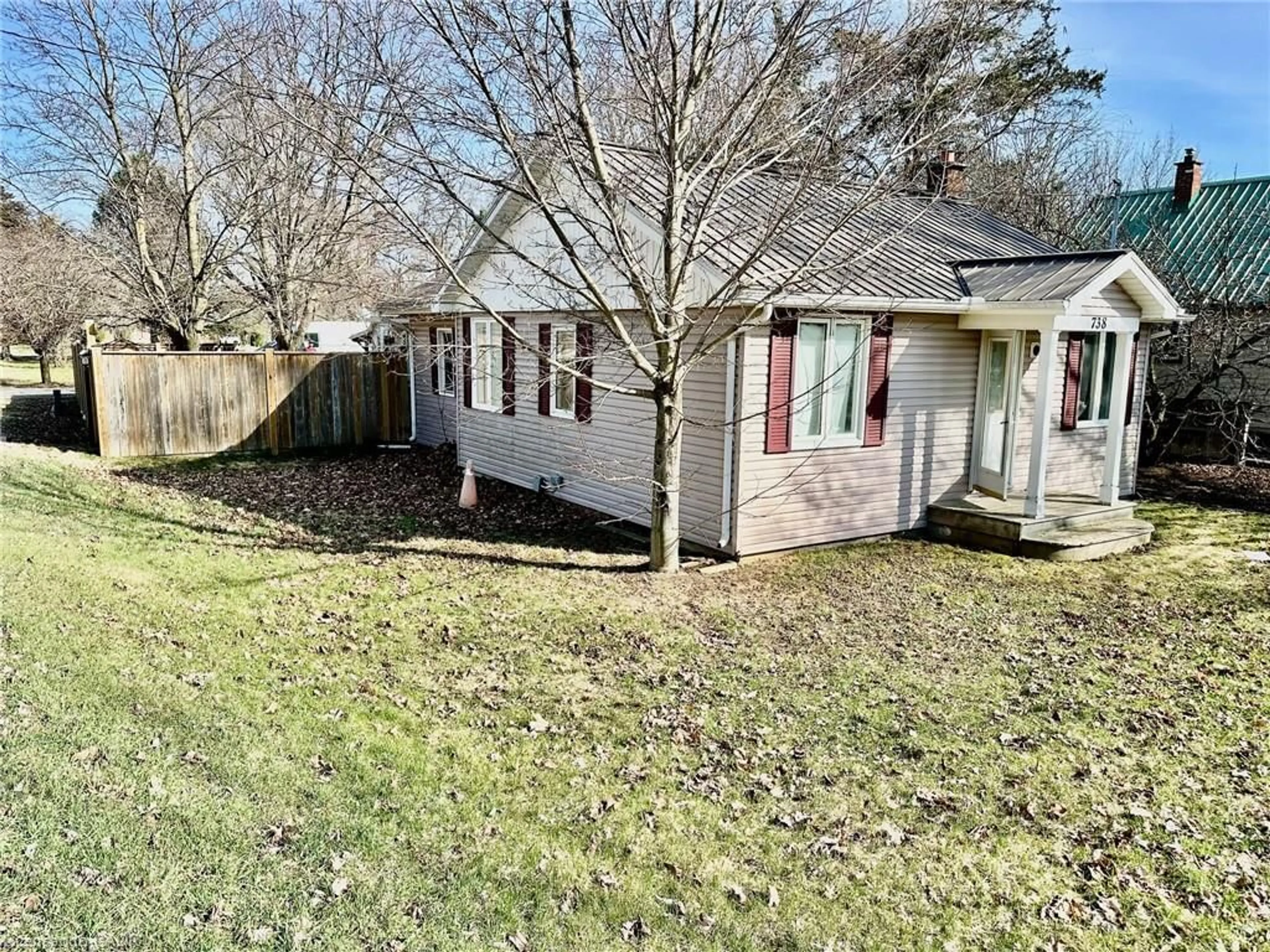 A pic from outside/outdoor area/front of a property/back of a property/a pic from drone, street for 738 Mount Pleasant Rd, Mount Pleasant Ontario N0E 1K0