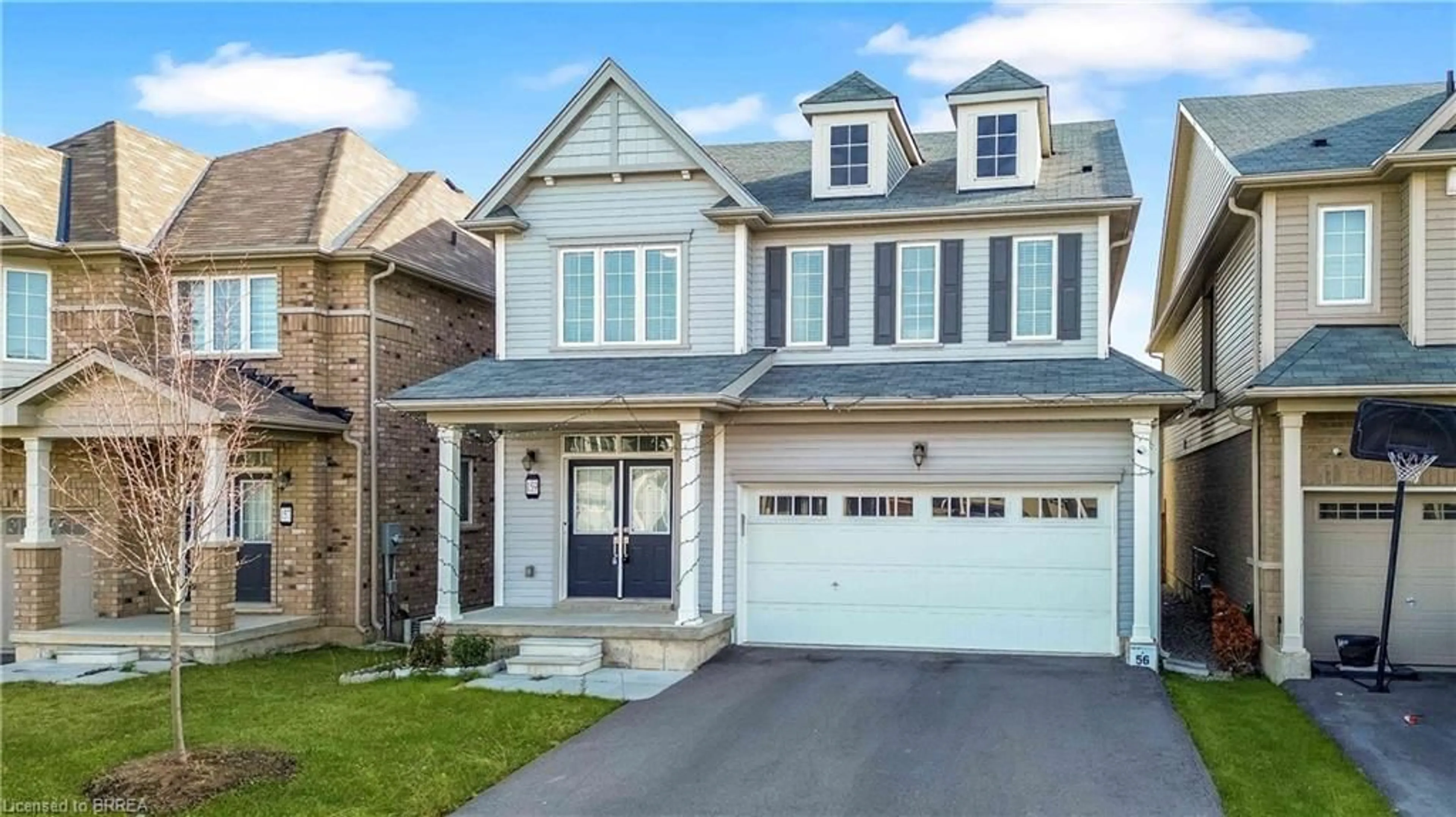 Home with vinyl exterior material, street for 159 Longboat Run, Brantford Ontario N3T 0R9