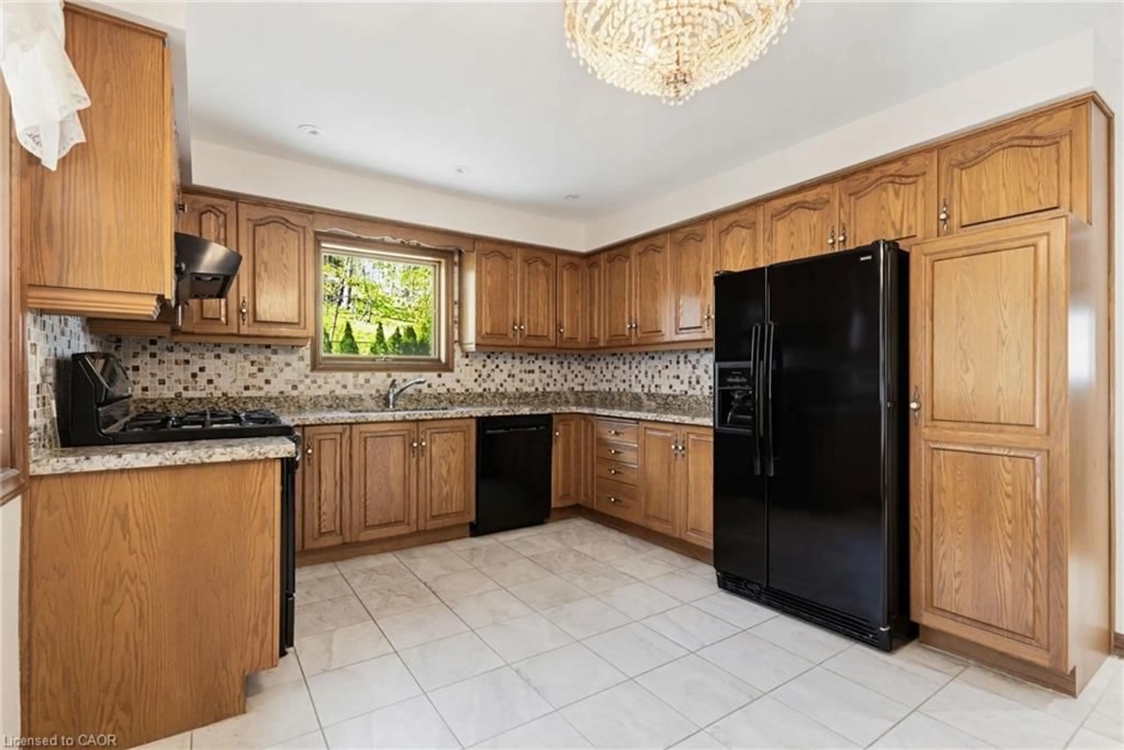 Unknown for 84 Homeside Ave, Hamilton Ontario L8G 3H1