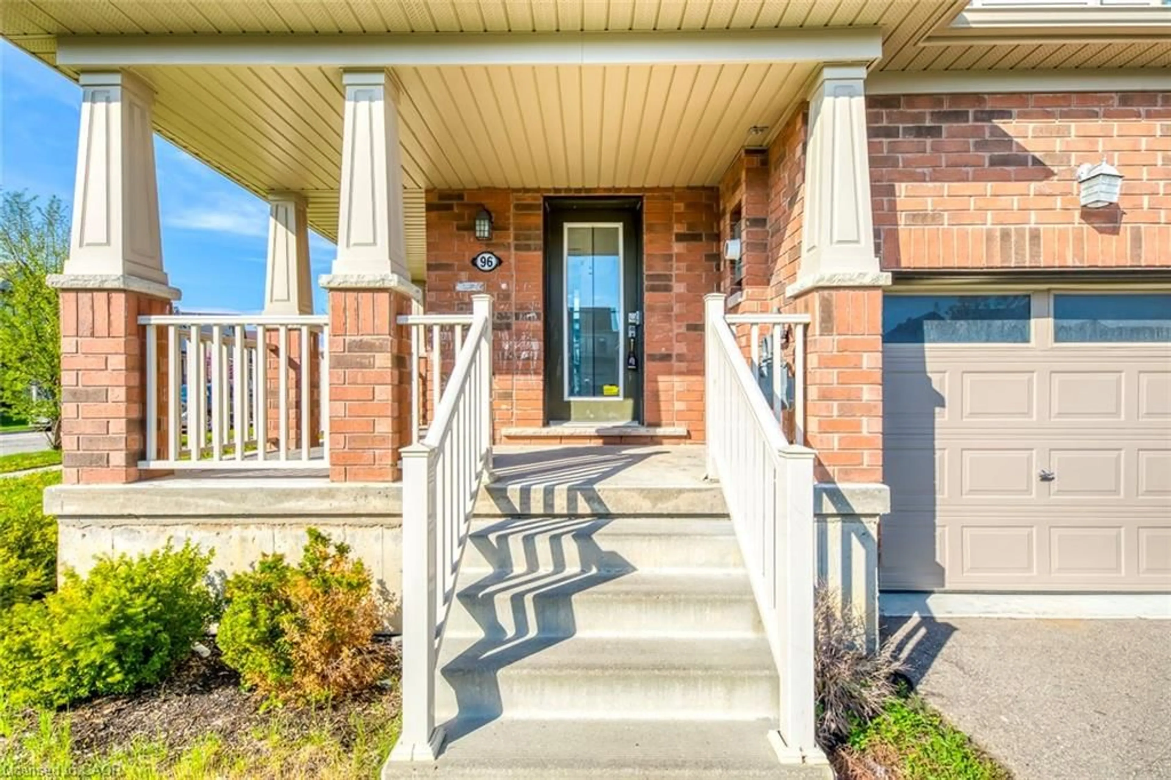 Unknown for 96 Arnold Marshall Blvd, Caledonia Ontario N3W 0B6