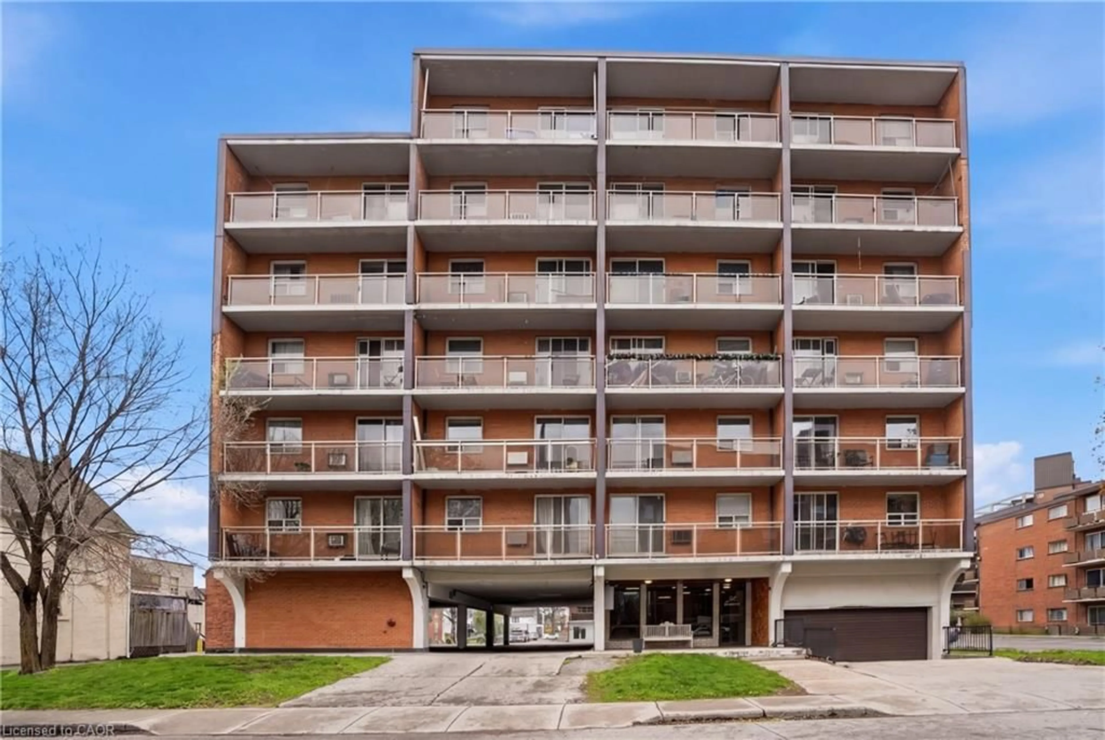 Unknown for 30 Summit Ave #303, Hamilton Ontario L8V 2R8