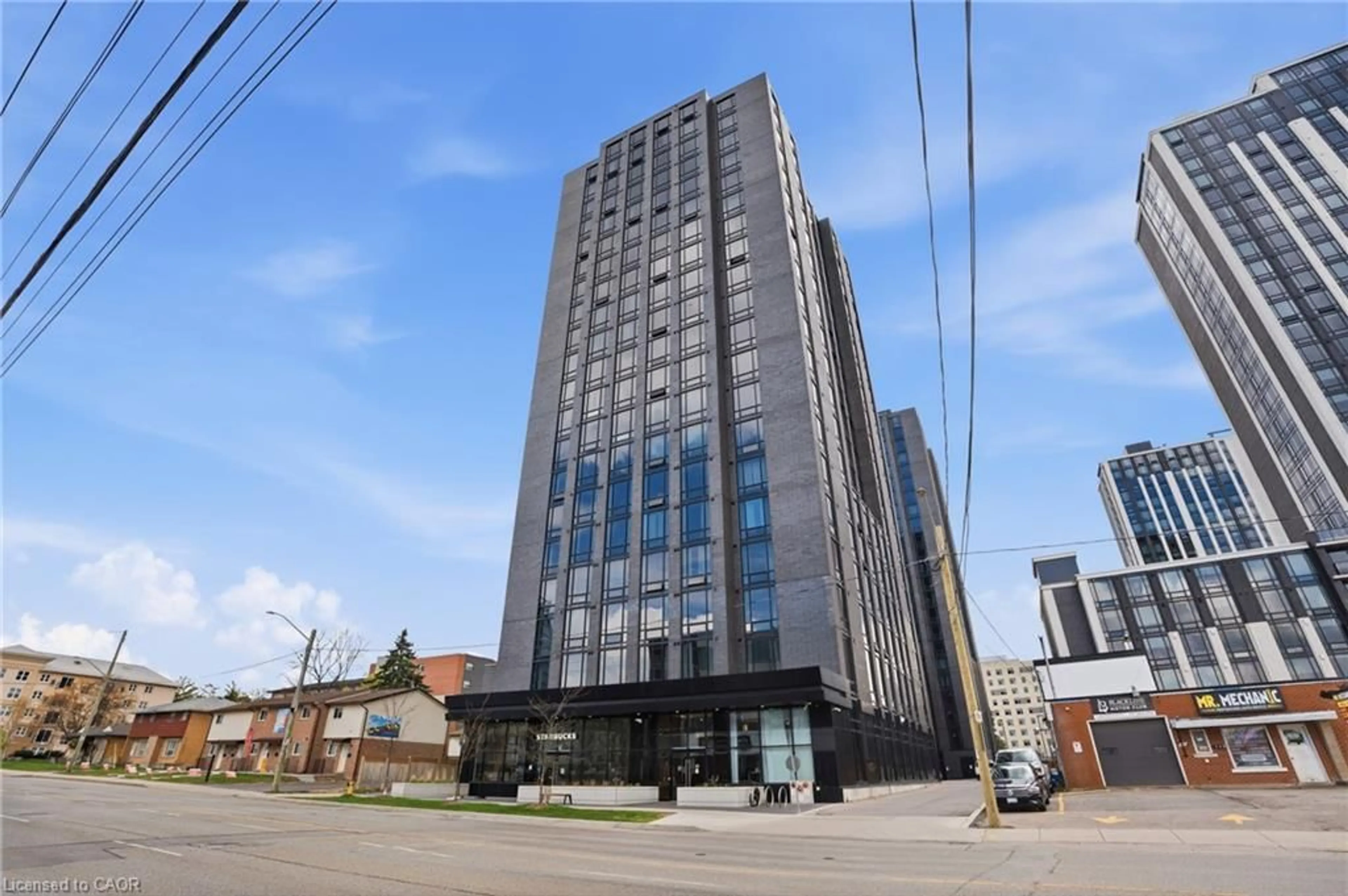 Indoor foyer for 145 Columbia St #2235, Waterloo Ontario N2L 0K7