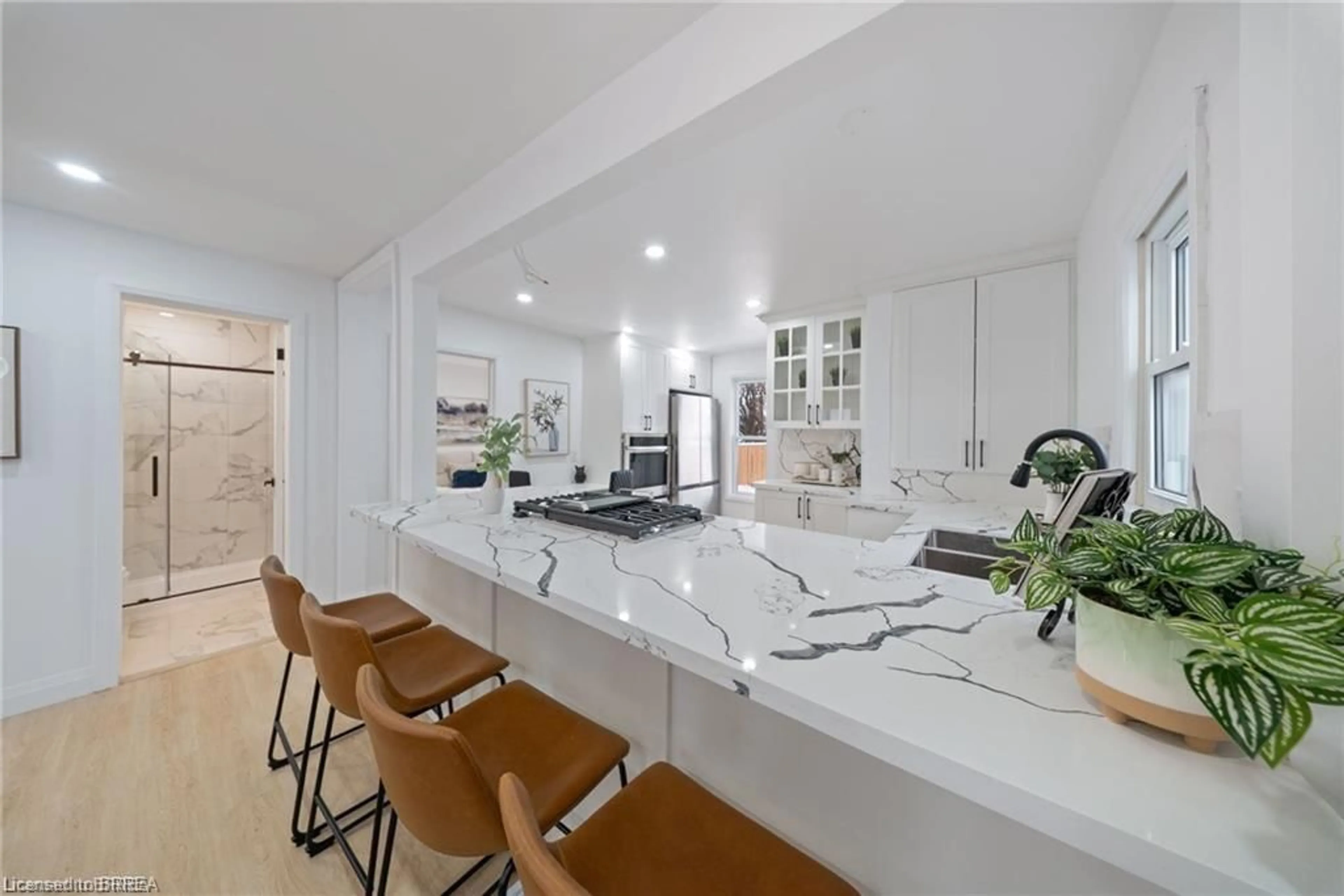 Open concept kitchen, ceramic/tile floor for 111 Victoria St, Brantford Ontario N3S 3K7