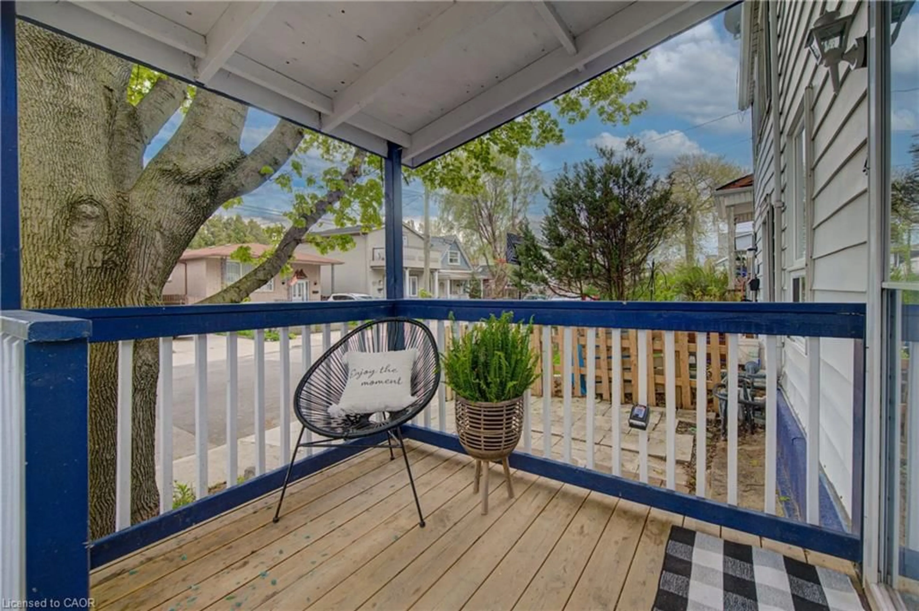 Patio, water/lake/river/ocean view for 465 Macnab St, Hamilton Ontario L8L 1L6