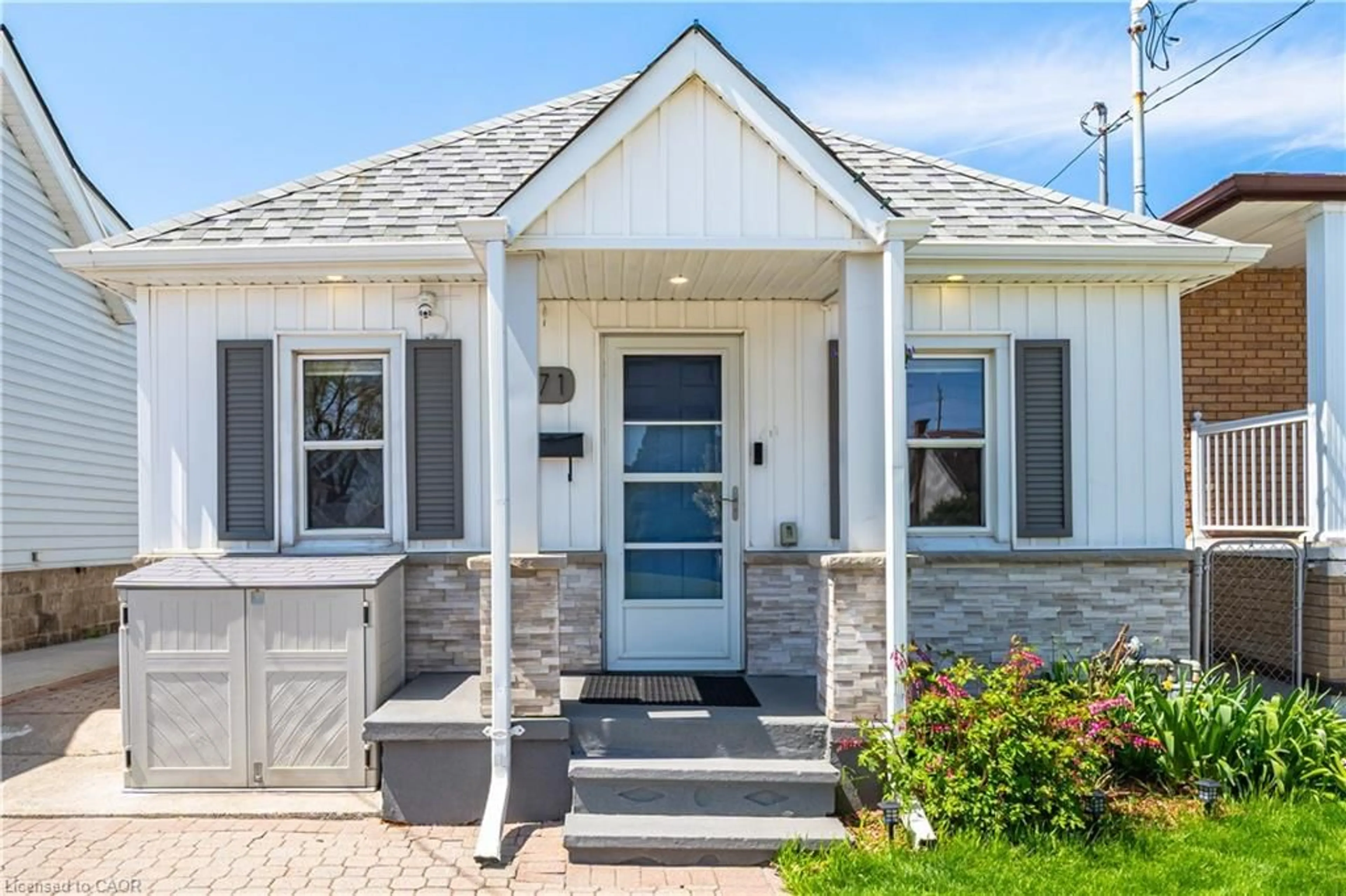 Home with brick exterior material, street for 71 Beland Ave, Hamilton Ontario L8H 6C2
