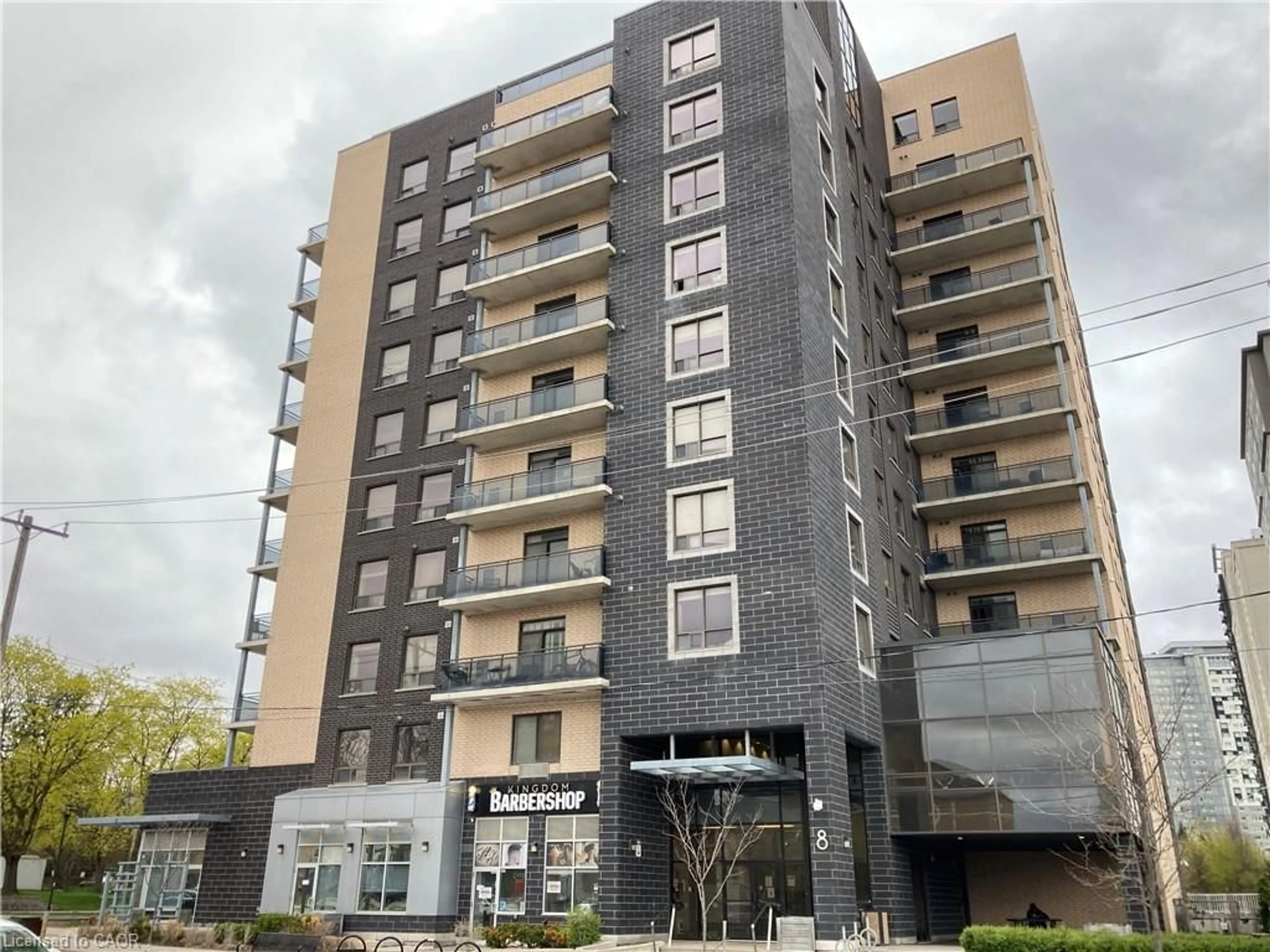 Unknown for 8 Hickory St #204, Waterloo Ontario N2L 3H6