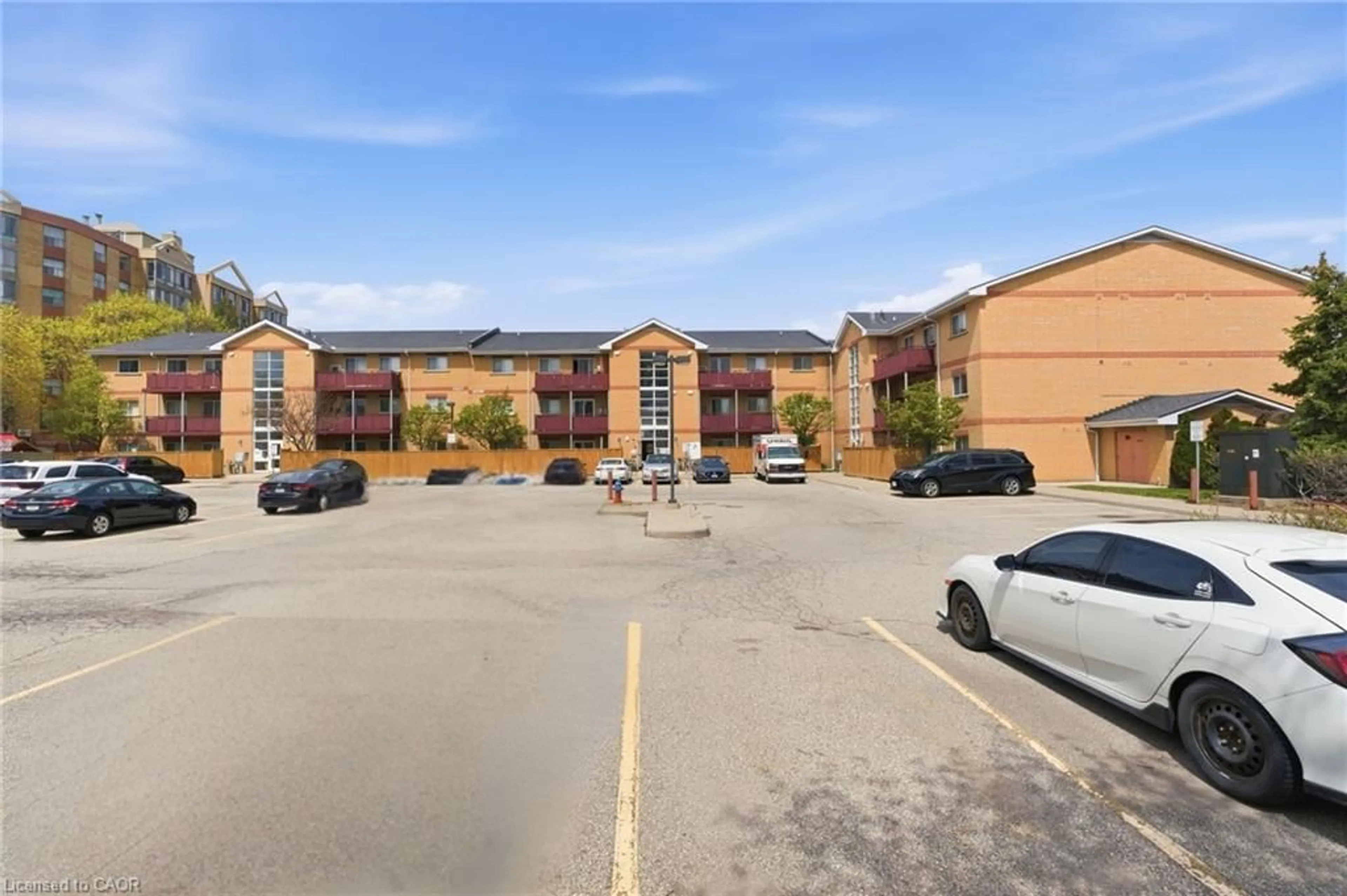 Unknown for 211 Forum Dr #302C, Mississauga Ontario L4Z 4C1
