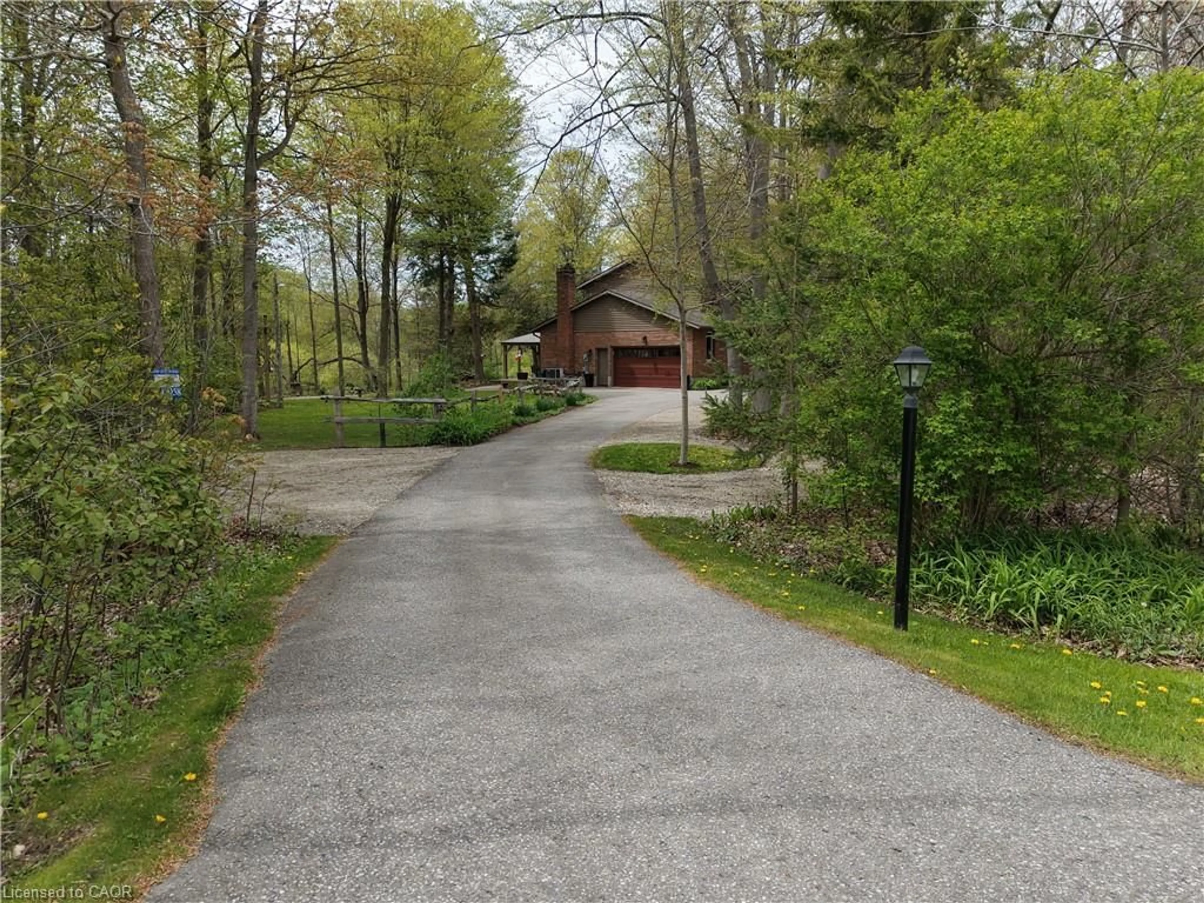 Unknown for 1814 Nafziger Rd, New Hamburg Ontario N3A 3G9