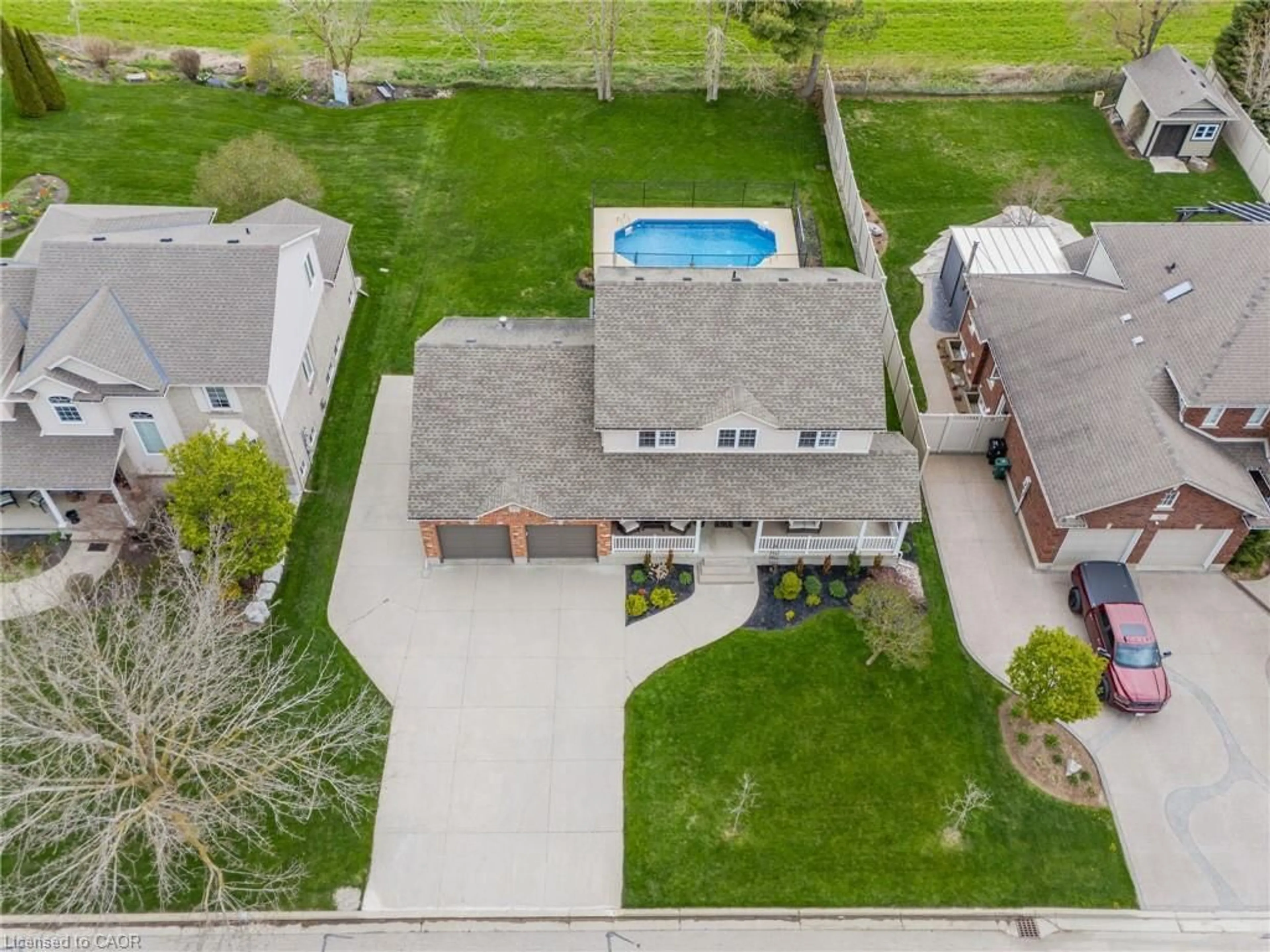 A pic from outside/outdoor area/front of a property/back of a property/a pic from drone, street for 28 Rhine Meadow Rd, Heidelberg Ontario N0B 1Y0