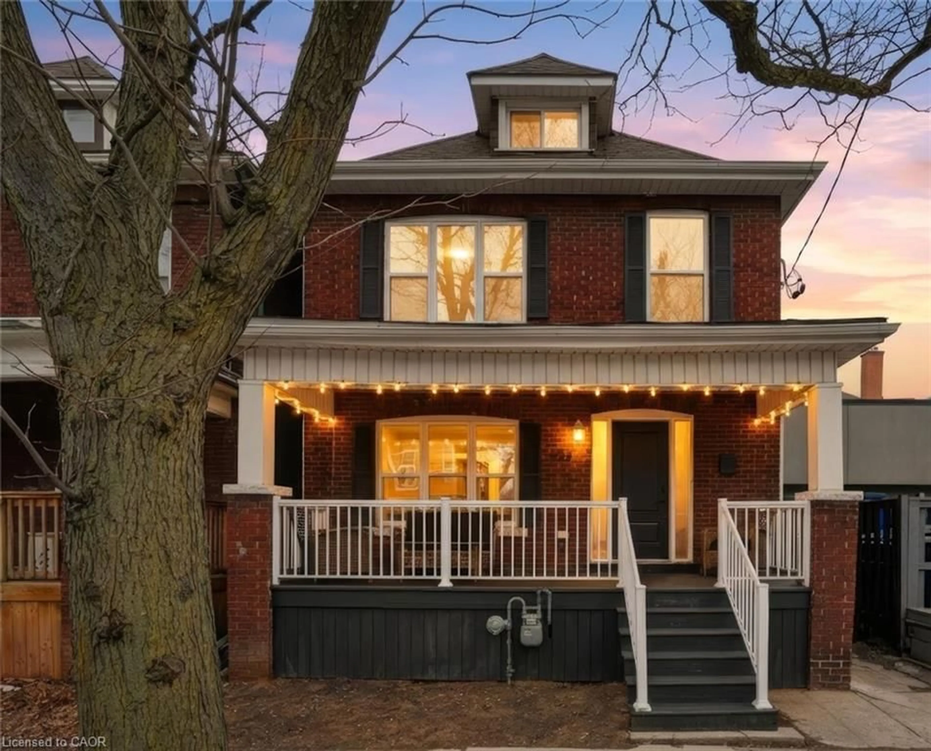 Home with brick exterior material, street for 305 Cannon St, Hamilton Ontario L8L 2B7