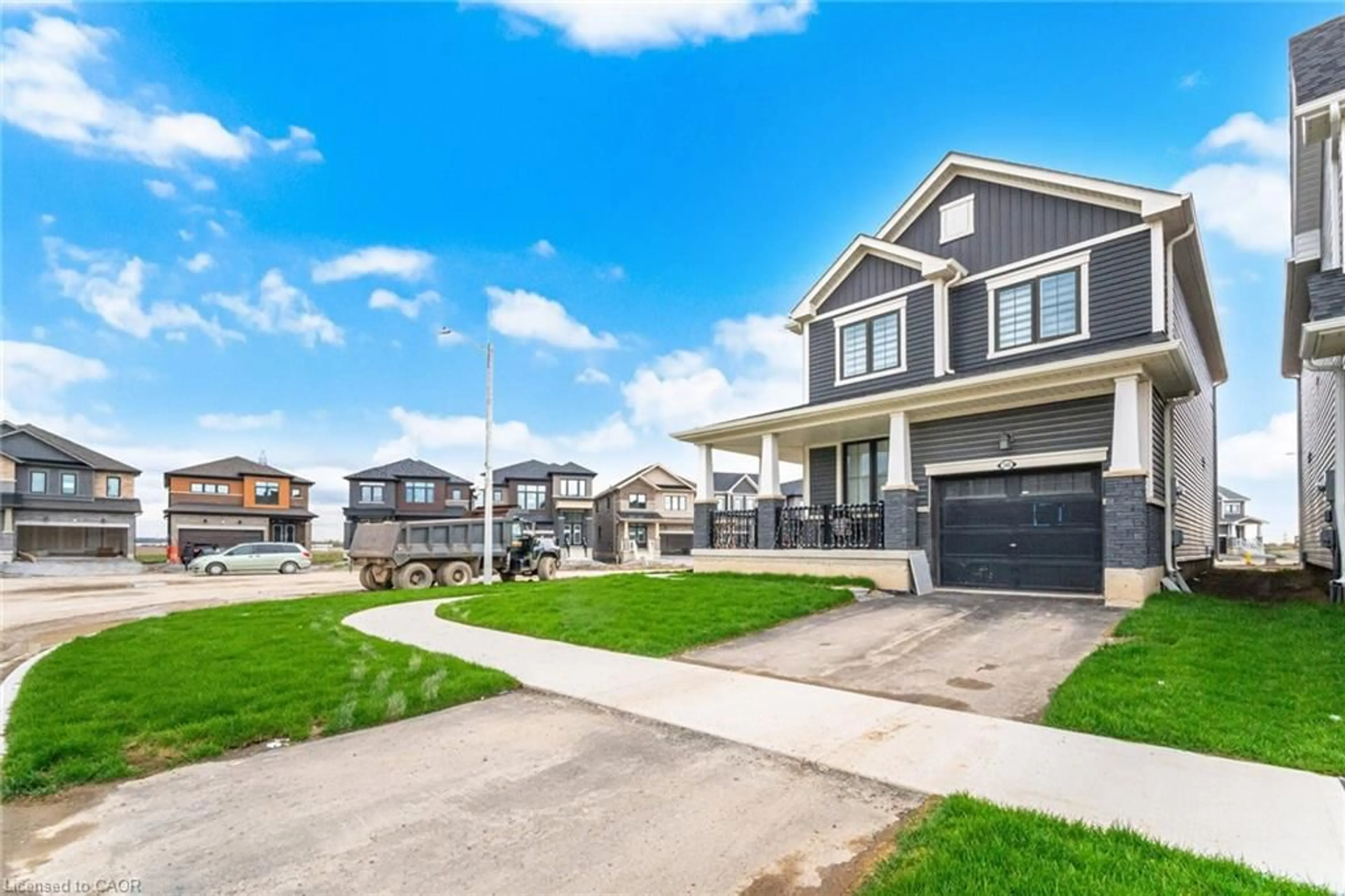 Home with vinyl exterior material, street for 240 Velvet Way, Niagara Falls Ontario L2V 0N9