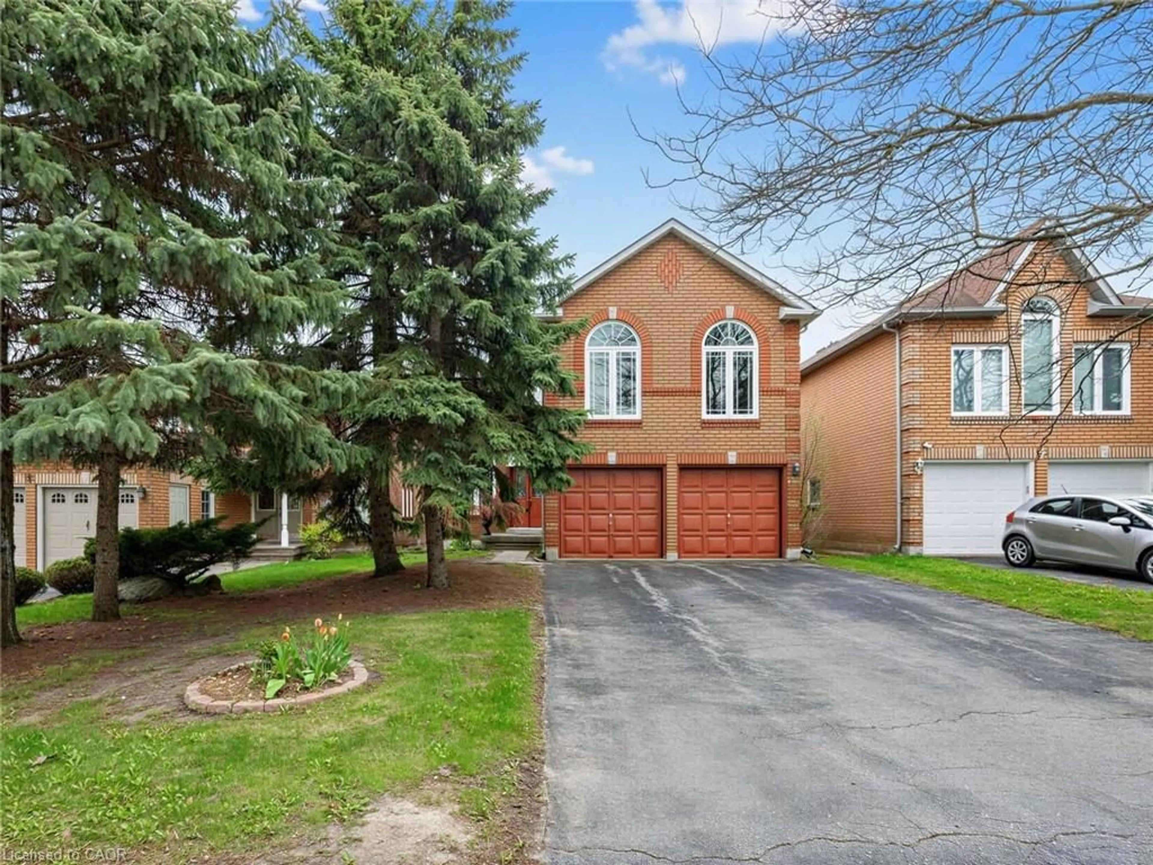 Home with brick exterior material, street for 7 Luba Ave, Richmond Hill Ontario L4S 1G4