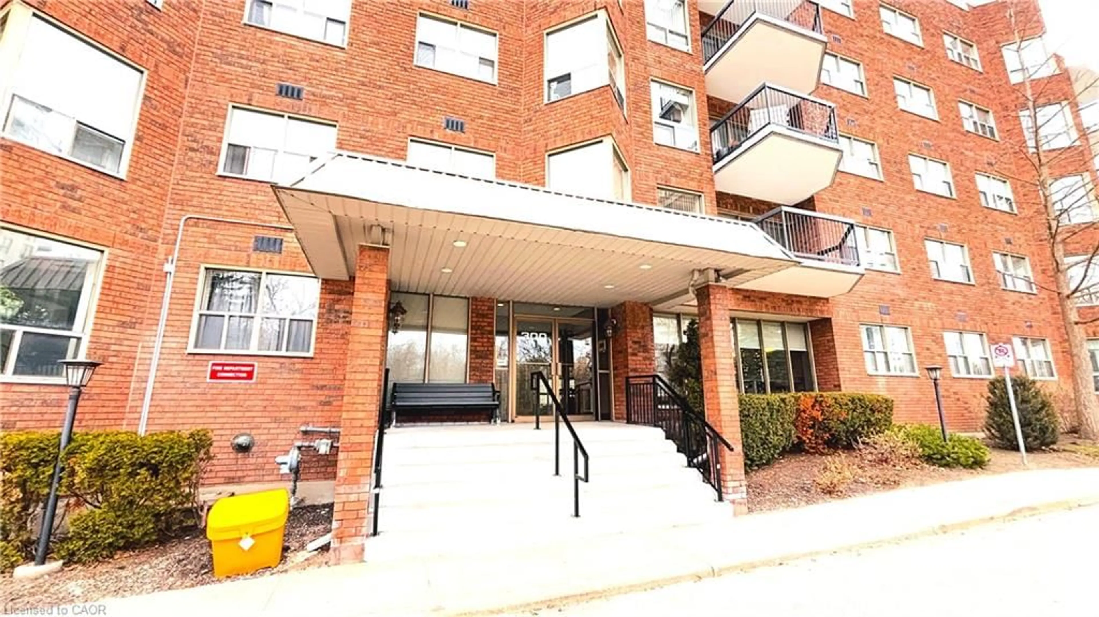 Unknown for 300 Keats Way #207, Waterloo Ontario N2L 6E6