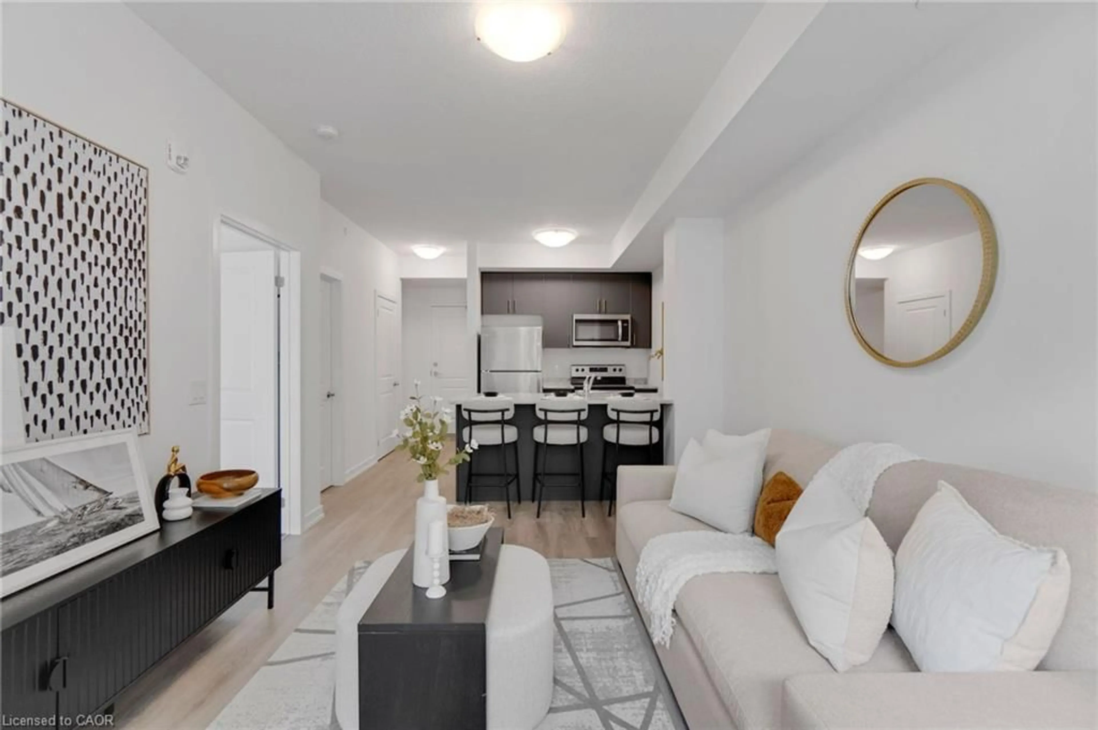 Living room with furniture, unknown for 5055 Greenlane Rd #136, Beamsville Ontario L3J 2J3