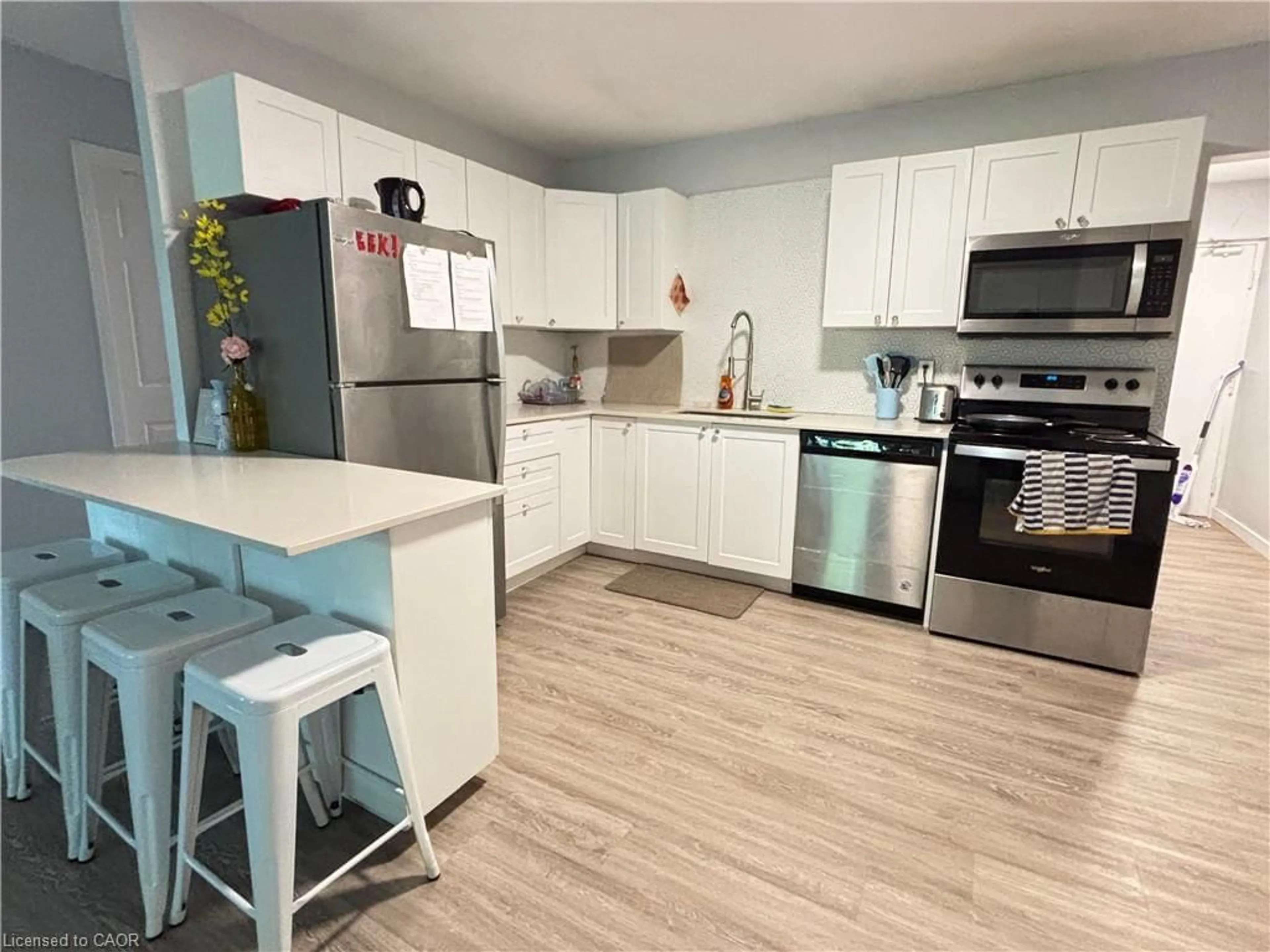 Open concept kitchen, unknown for 91 Westmount Rd #3, Waterloo Ontario N2L 5G5