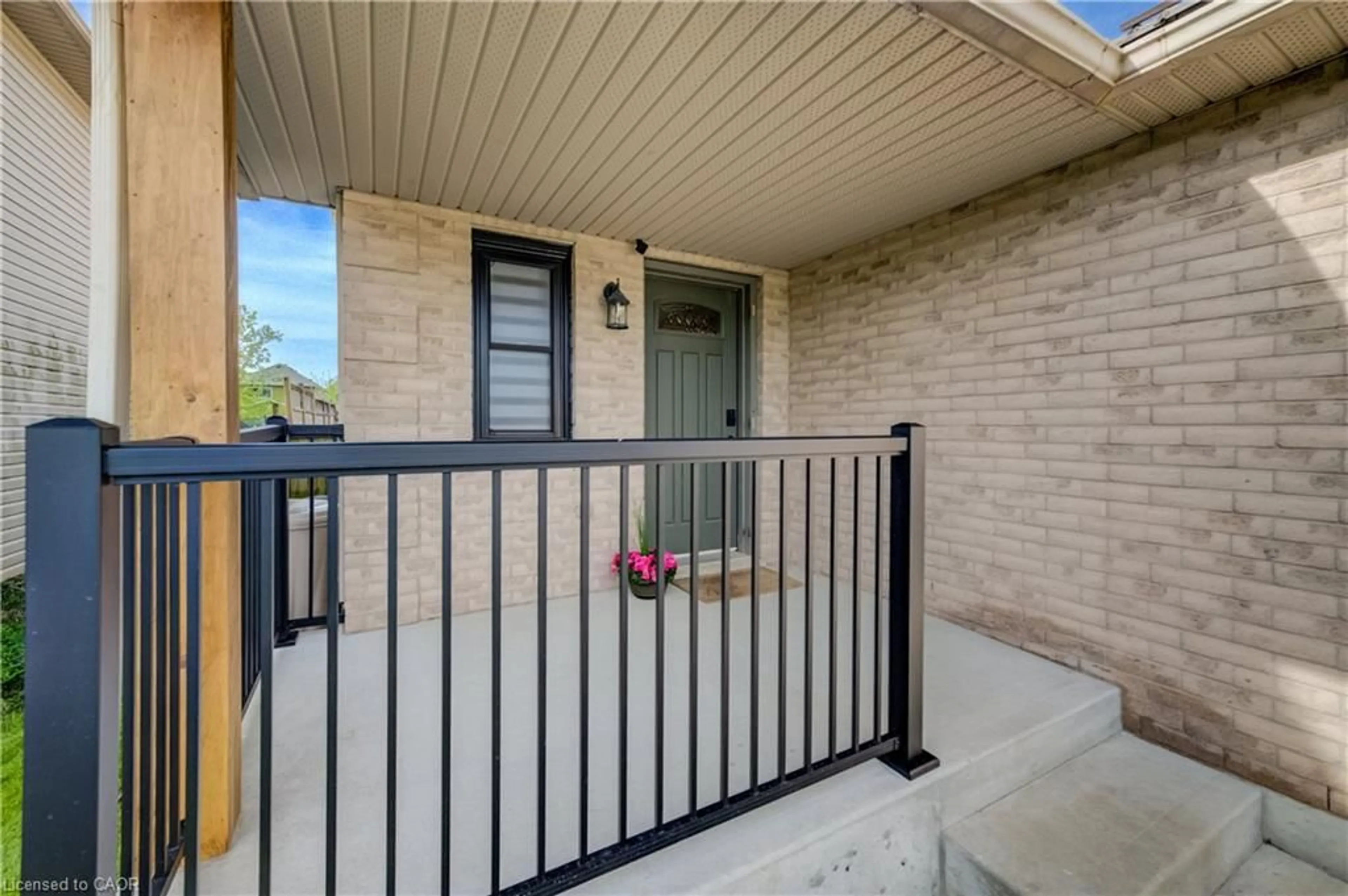 Unknown for 244 Hilltop Dr, Ayr Ontario N0B 1E0