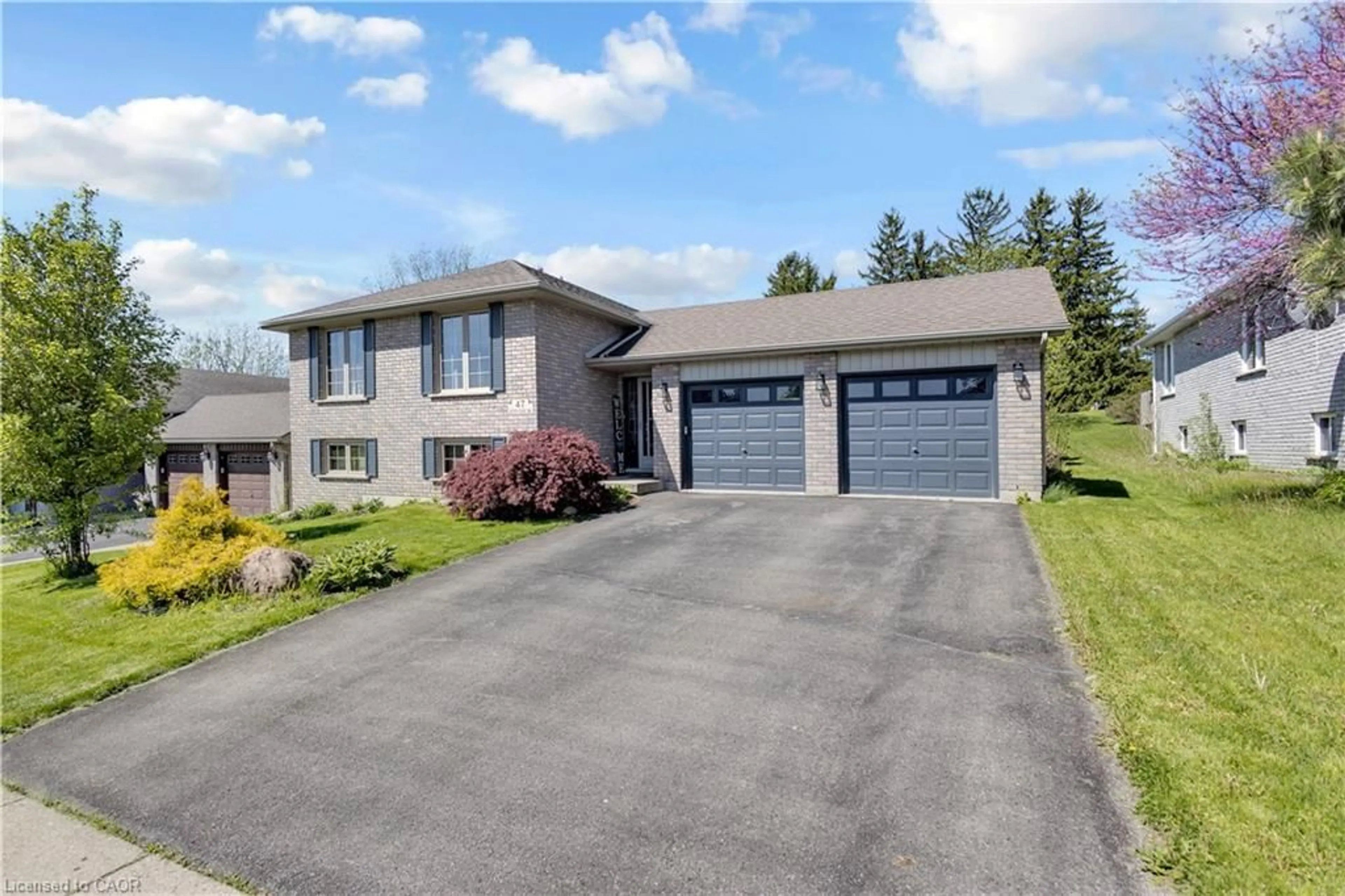 Unknown for 47 Sunnyside Dr, St. George Ontario N0E 1N0