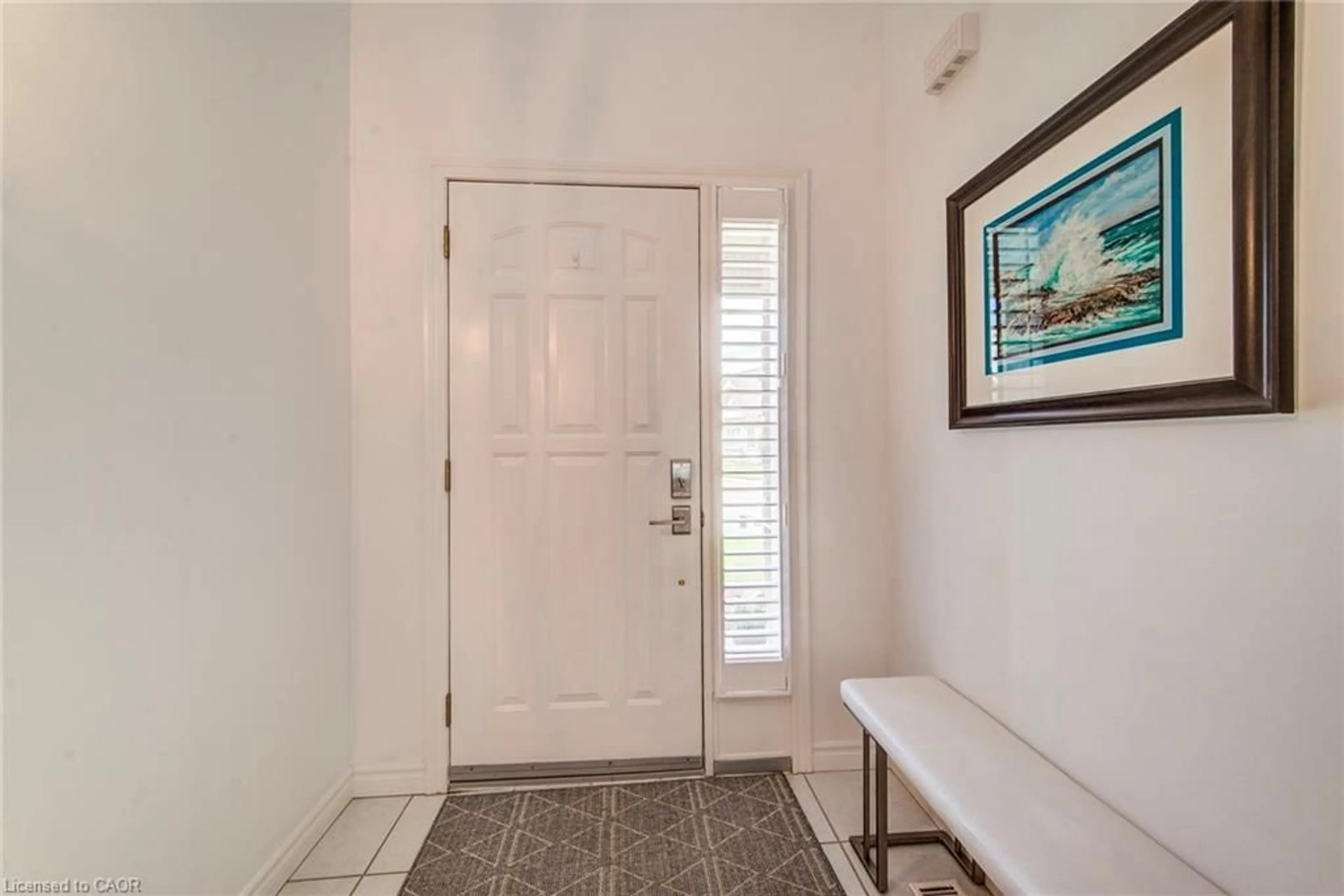 Indoor entryway for 350 Doon Valley Dr #1F, Kitchener Ontario N2P 3M9