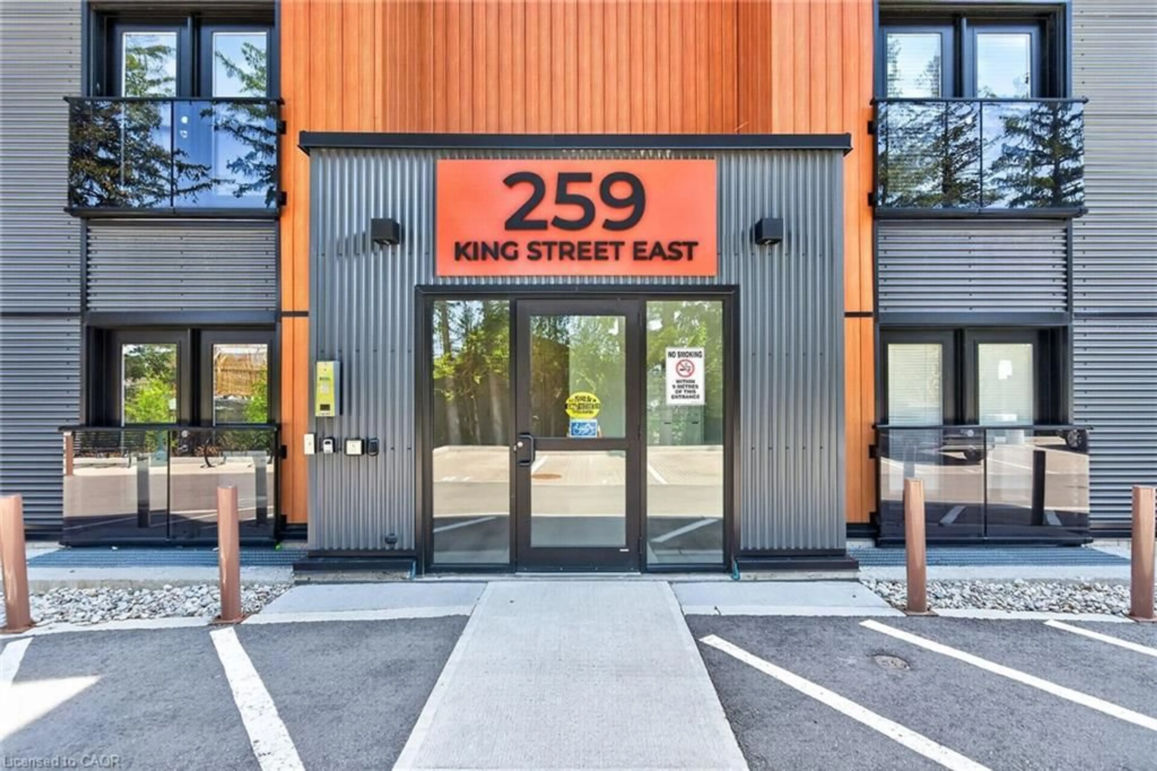 Unknown for 259 King St #0B, Stoney Creek Ontario L9G 1L9