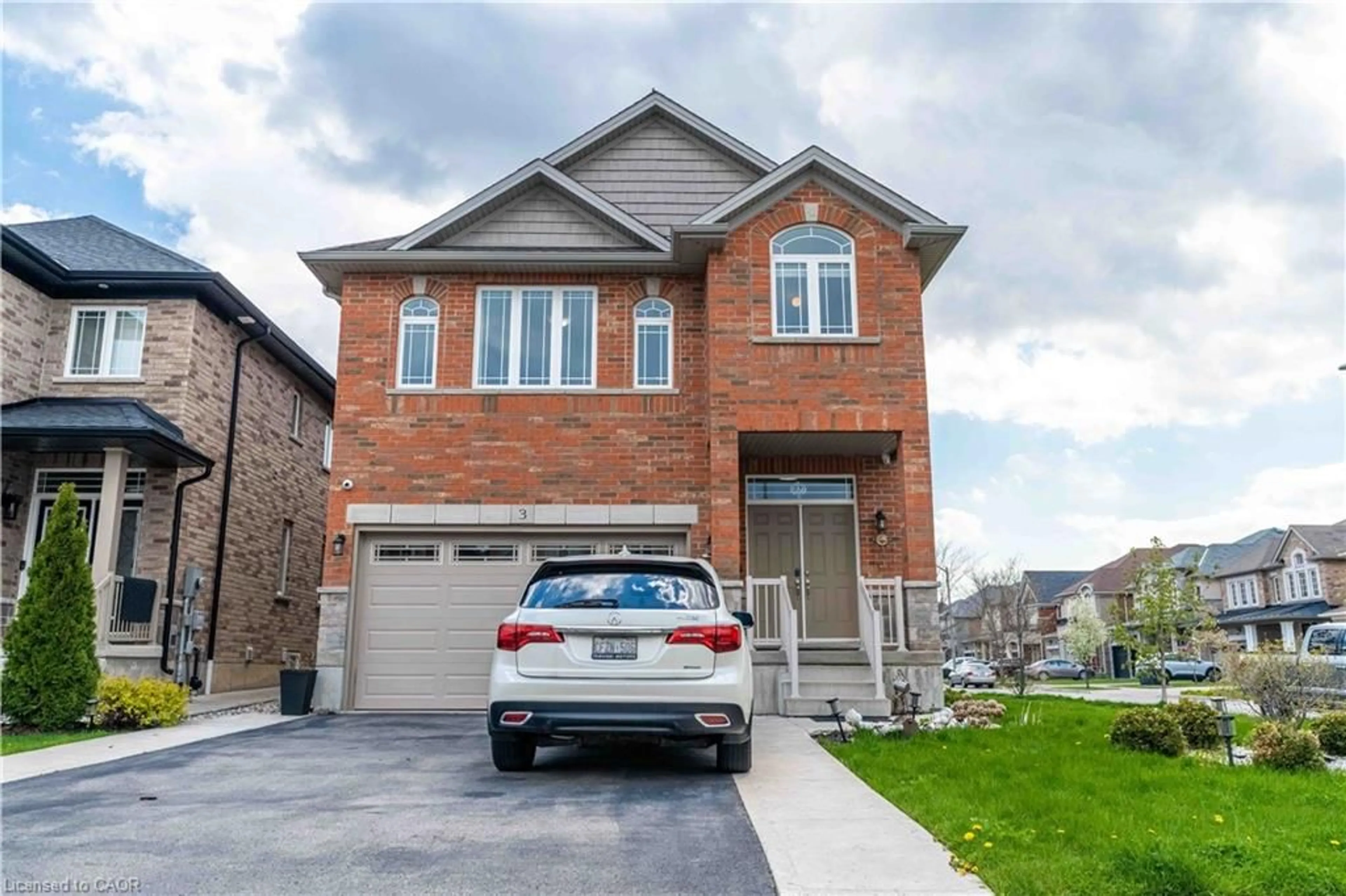Home with brick exterior material, street for 3 Narbonne Cres, Stoney Creek Ontario L8J 1P0