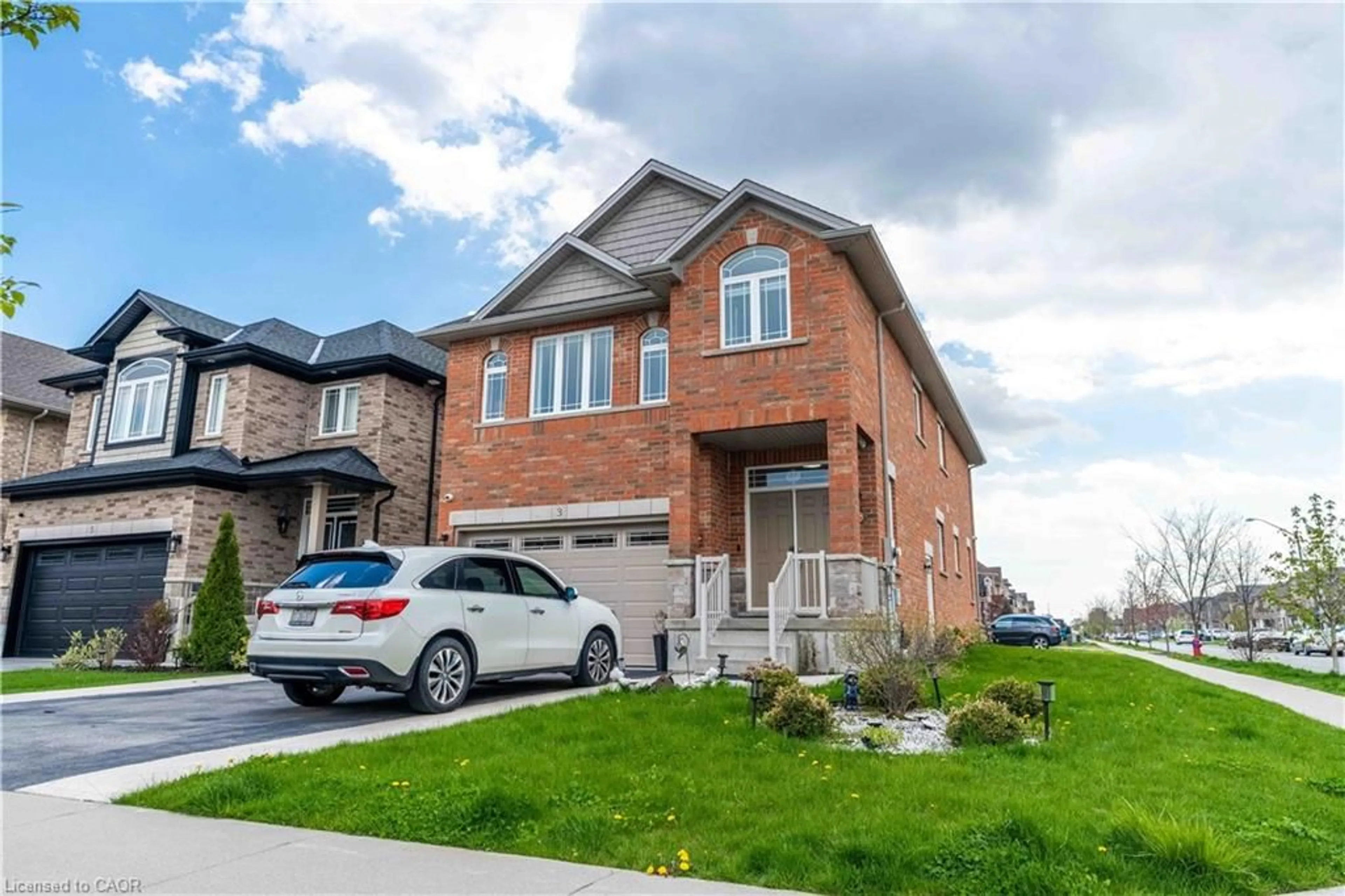 Home with brick exterior material, street for 3 Narbonne Cres, Stoney Creek Ontario L8J 1P0