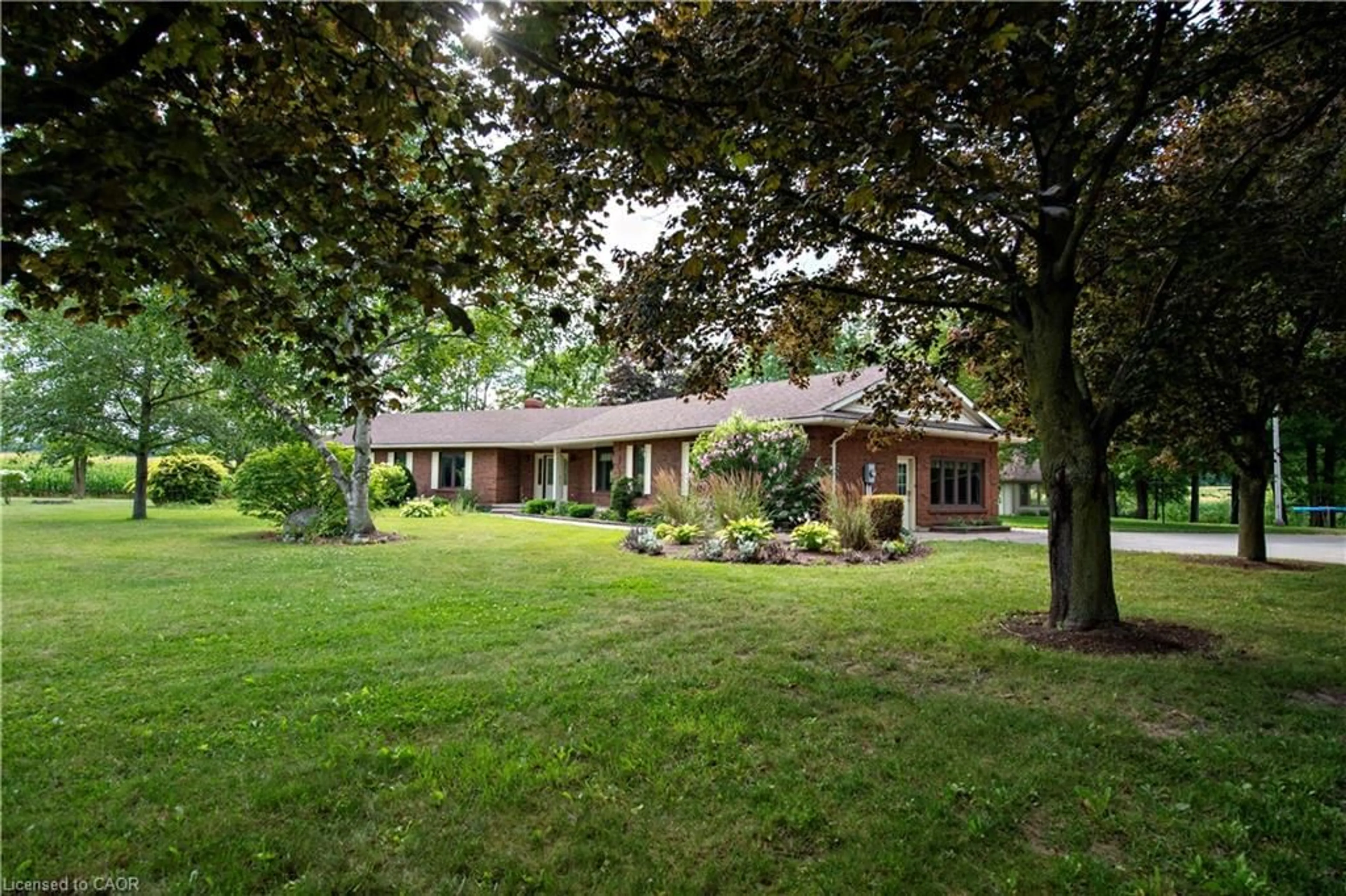 A pic from outside/outdoor area/front of a property/back of a property/a pic from drone, unknown for 1857 Hopewell Creek Rd, Breslau Ontario N0B 1M0