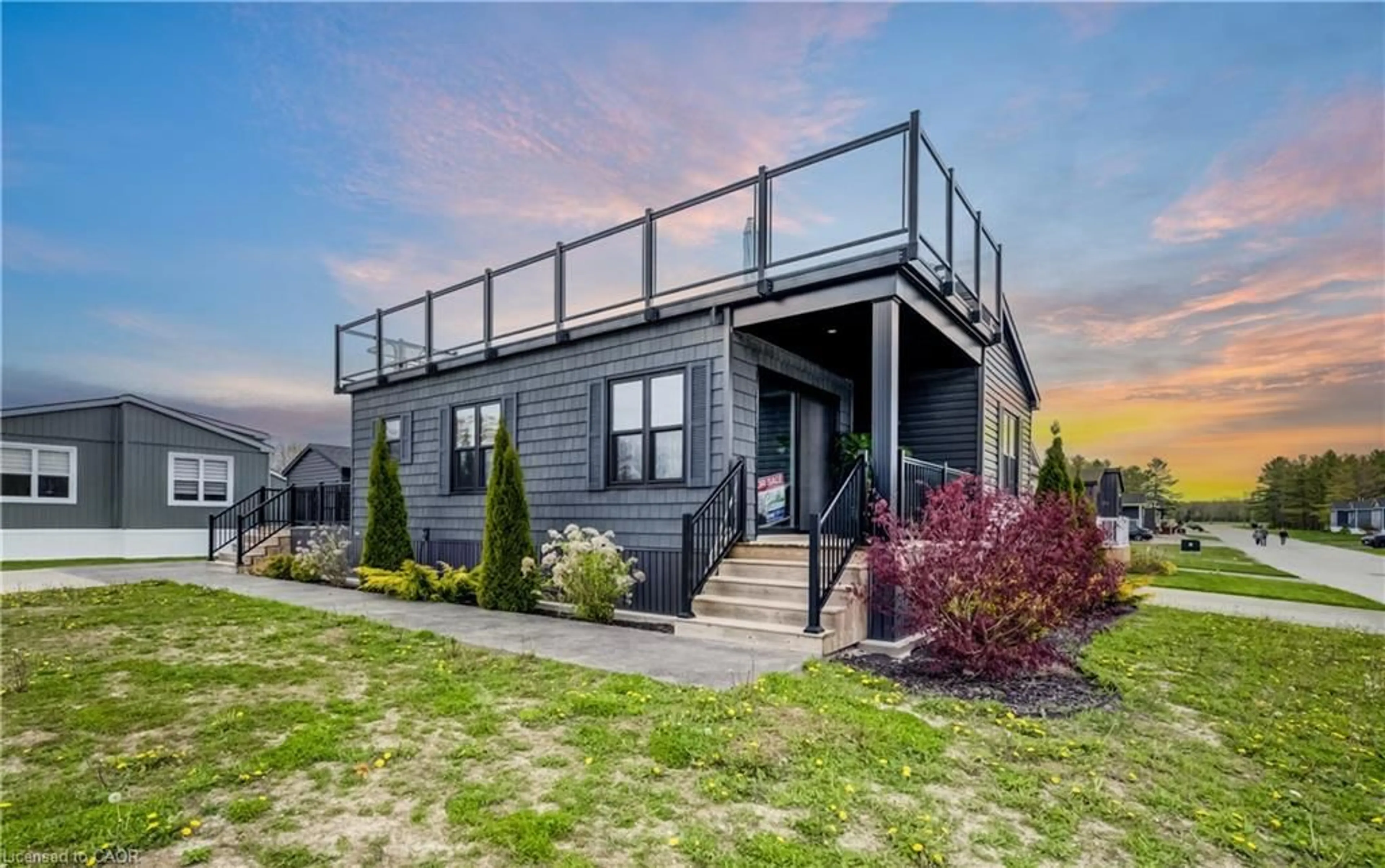 Home with vinyl exterior material, building for 77683 Bluewater Hwy #61, Bayfield Ontario N0M 1G0