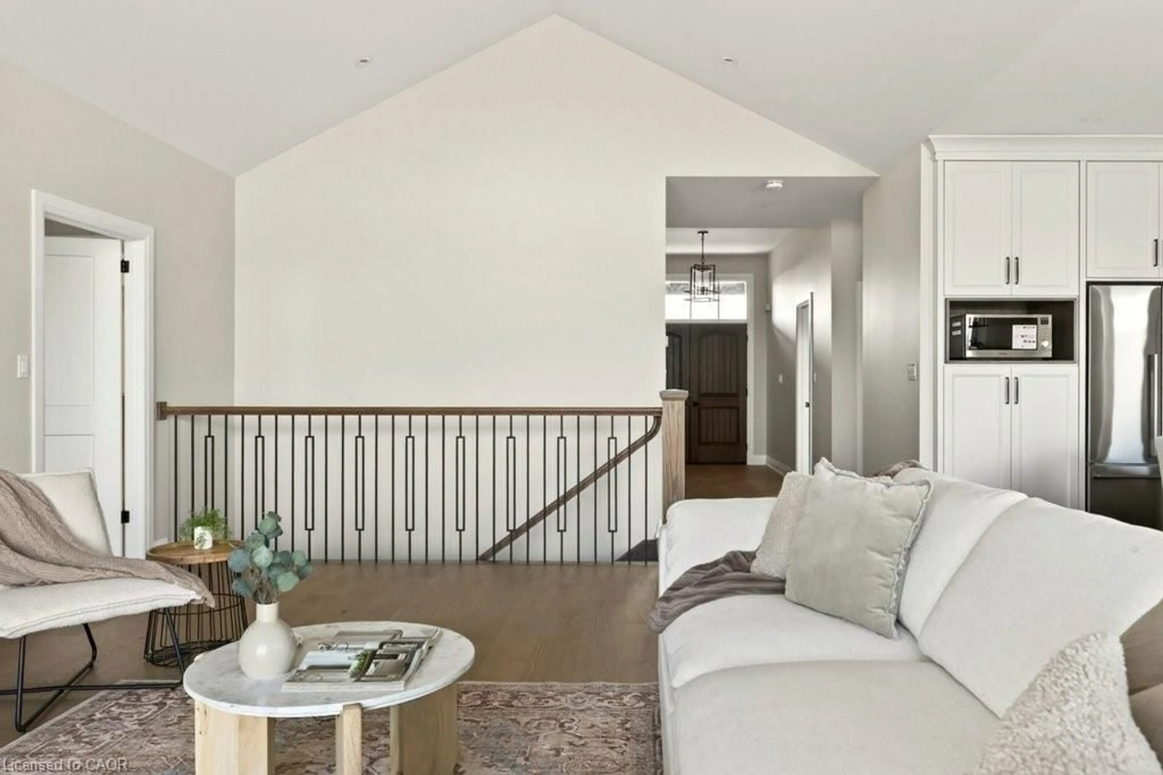 Indoor entryway for 3533 Dehaan Crt, Campden Ontario L0R 1G0
