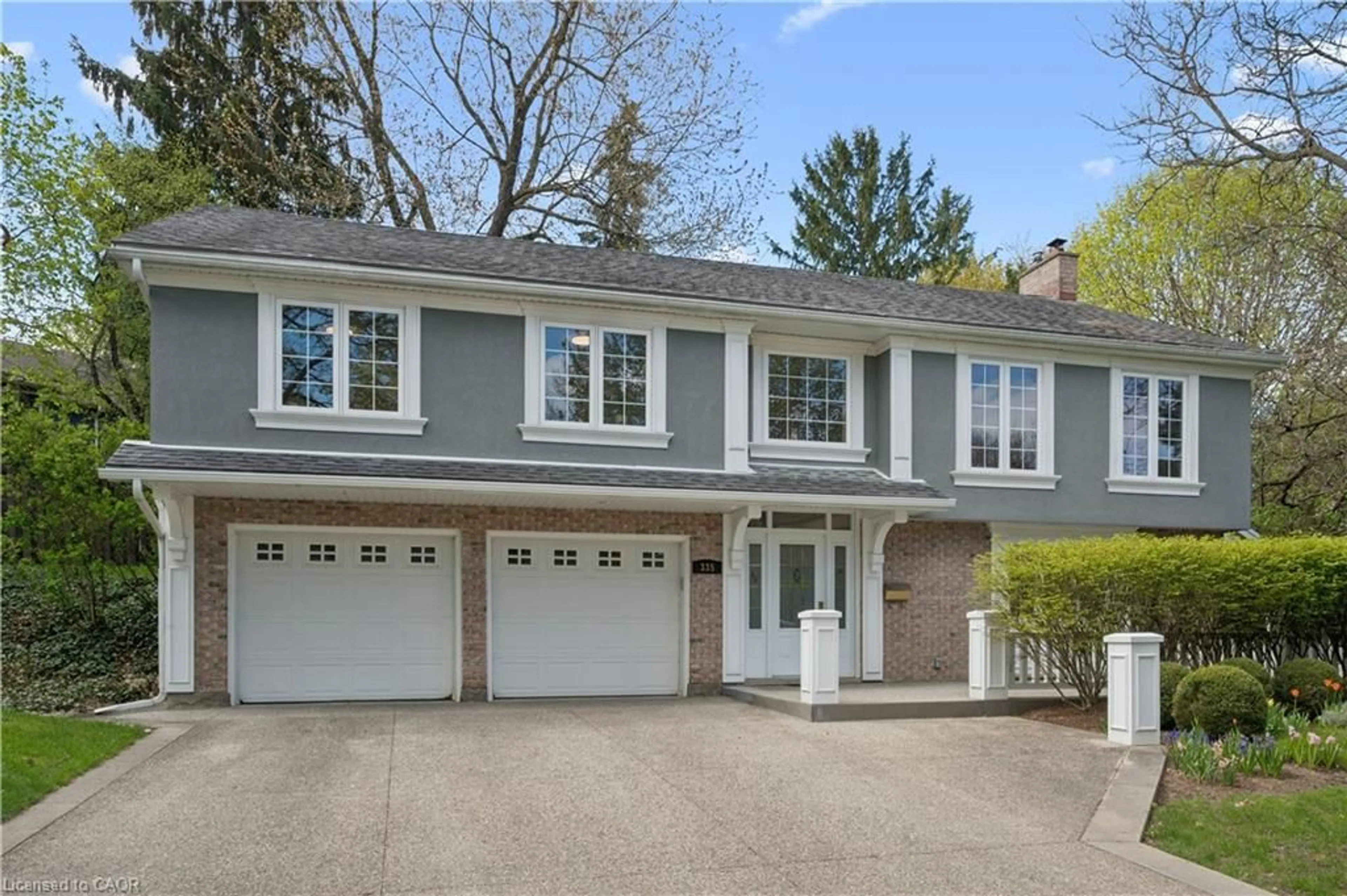 Home with vinyl exterior material, street for 335 Marlowe Dr, Waterloo Ontario N2L 5A5